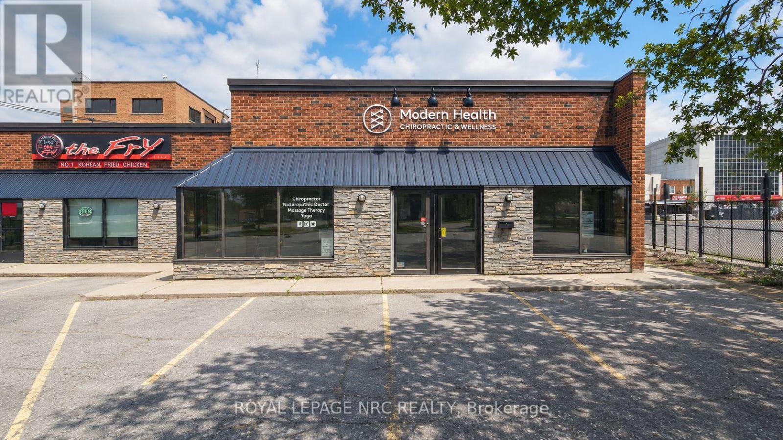 3 - 12 King Street, St. Catharines, Ontario  L2R 3H3 - Photo 1 - X13649616