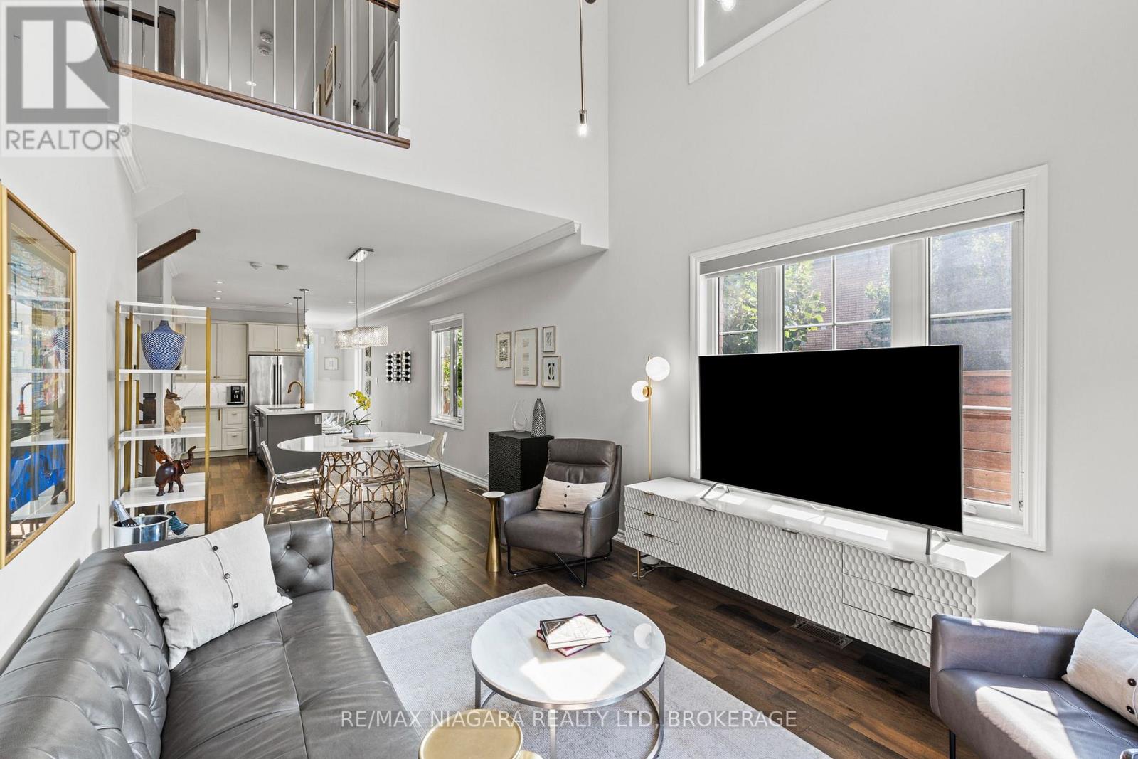 130 John Street W, Niagara-On-The-Lake, Ontario  L0S 1J0 - Photo 12 - X13649874