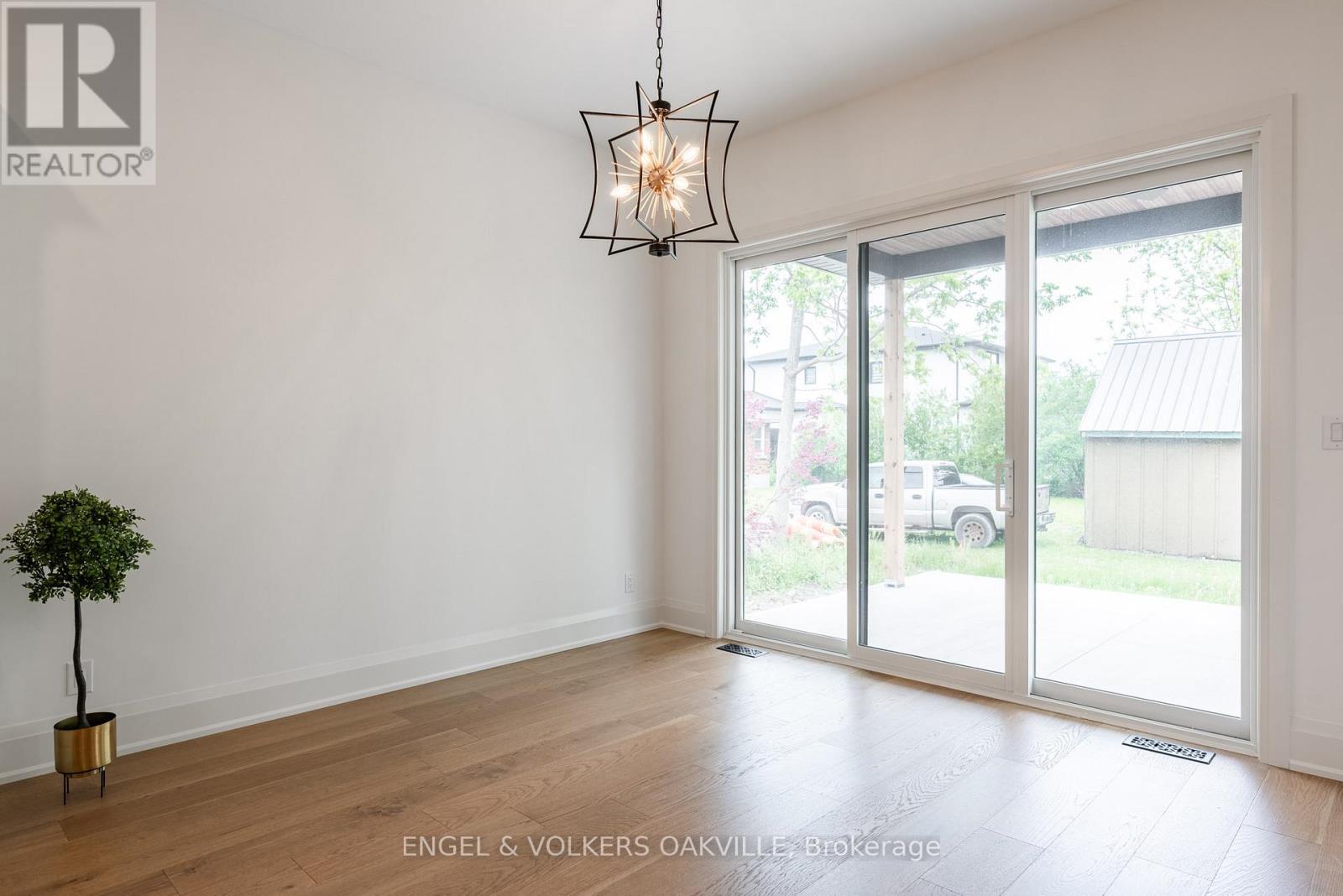 727 Warner Road, Niagara-On-The-Lake, Ontario  L0S 1P0 - Photo 11 - X13652420