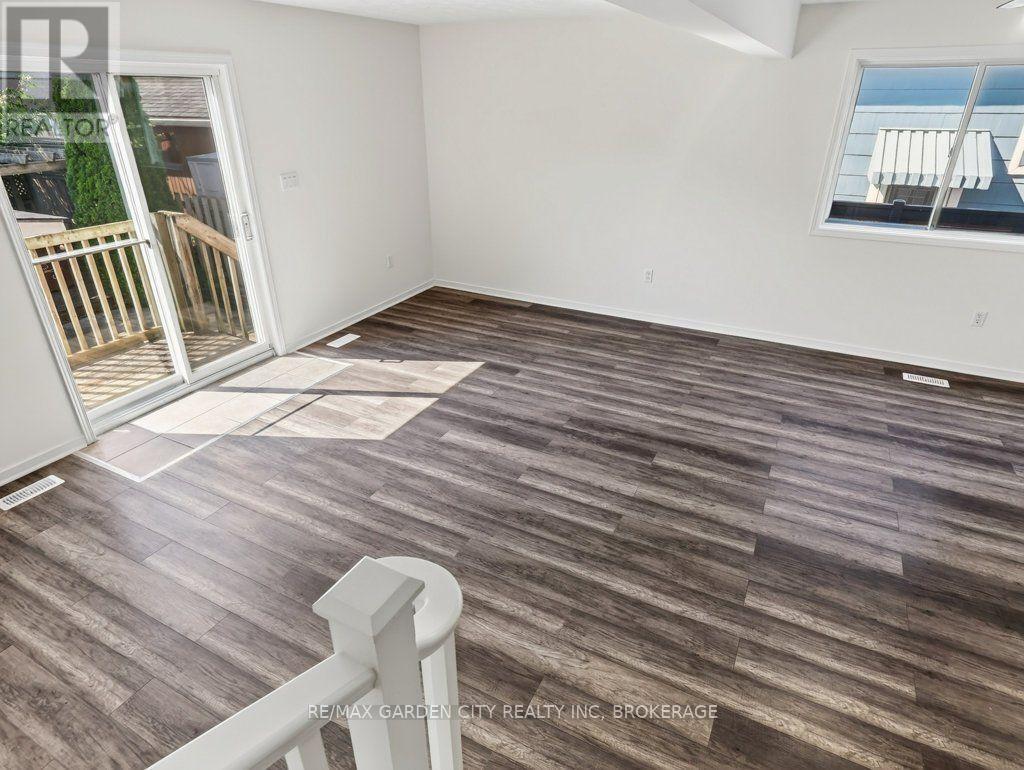 211 Morton Street S, Thorold, Ontario  L2V 1C8 - Photo 11 - X13653018
