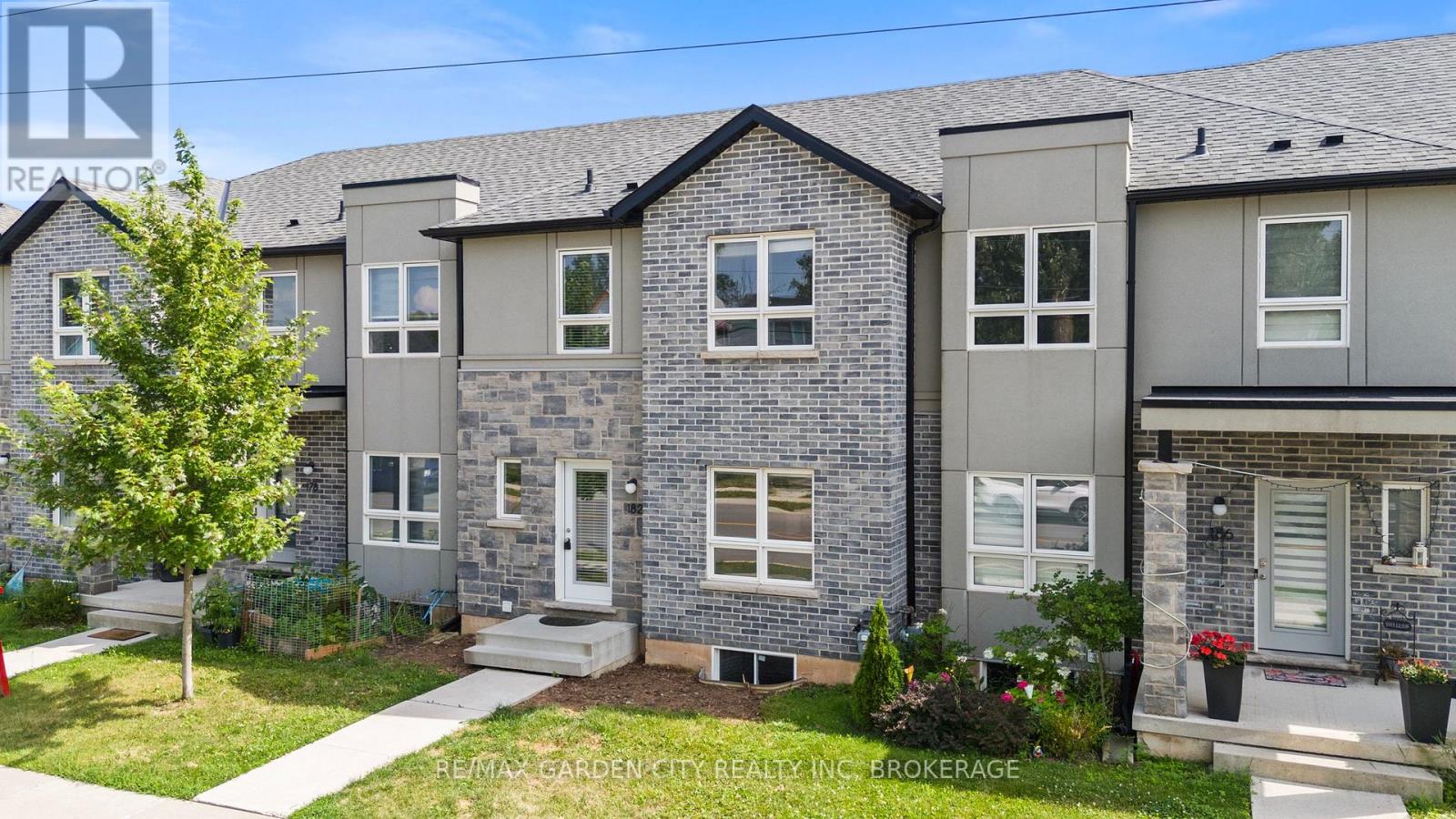 8 - 182 Broadway Lane, Welland, Ontario  L3C 5L5 - Photo 1 - X13655846
