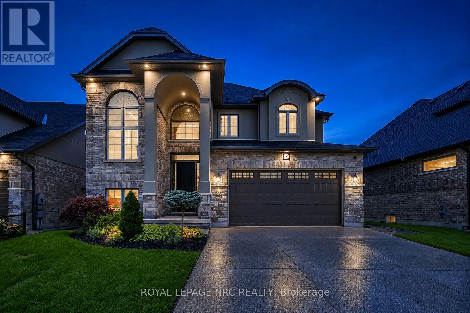 8 Tuscany Court, St. Catharines, Ontario  L2S 0E2 - Photo 1 - X13656174