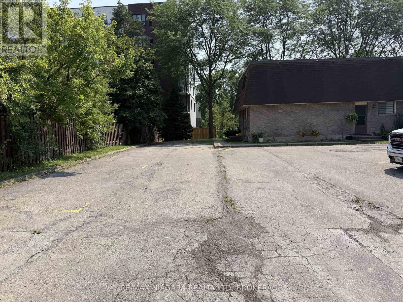 4 - 21 Woodlawn Road, Welland, Ontario  L3C 5Y7 - Photo 14 - X13656574
