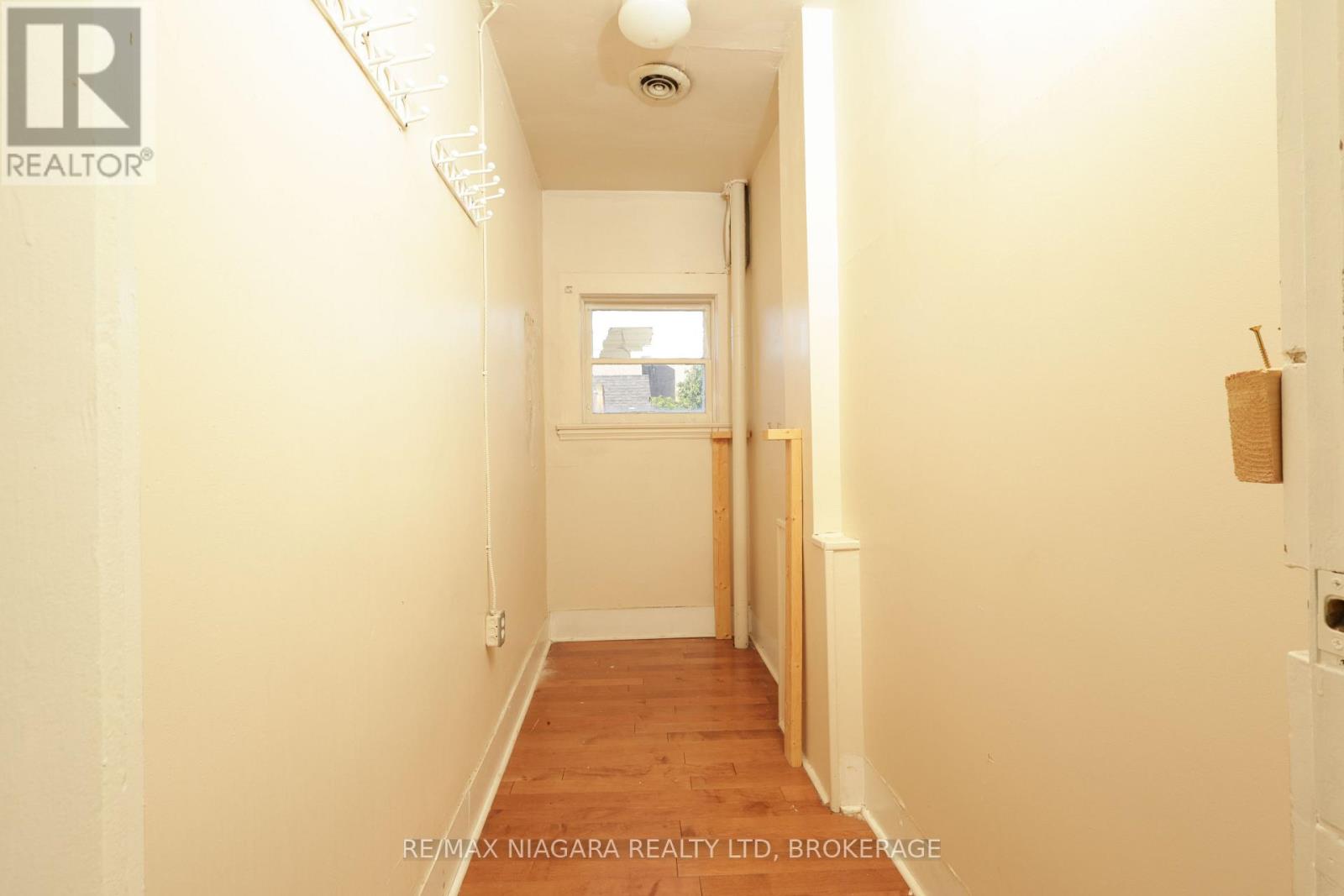 22 Academy Street, St. Catharines, Ontario  L2R 4Z6 - Photo 36 - X13659796