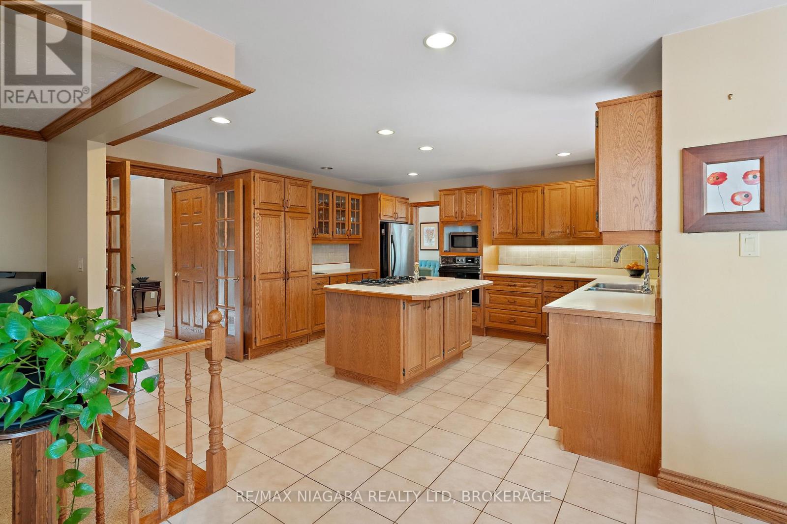 3908 Carolynn Court, Lincoln, Ontario  L0R 2C0 - Photo 13 - X13661110