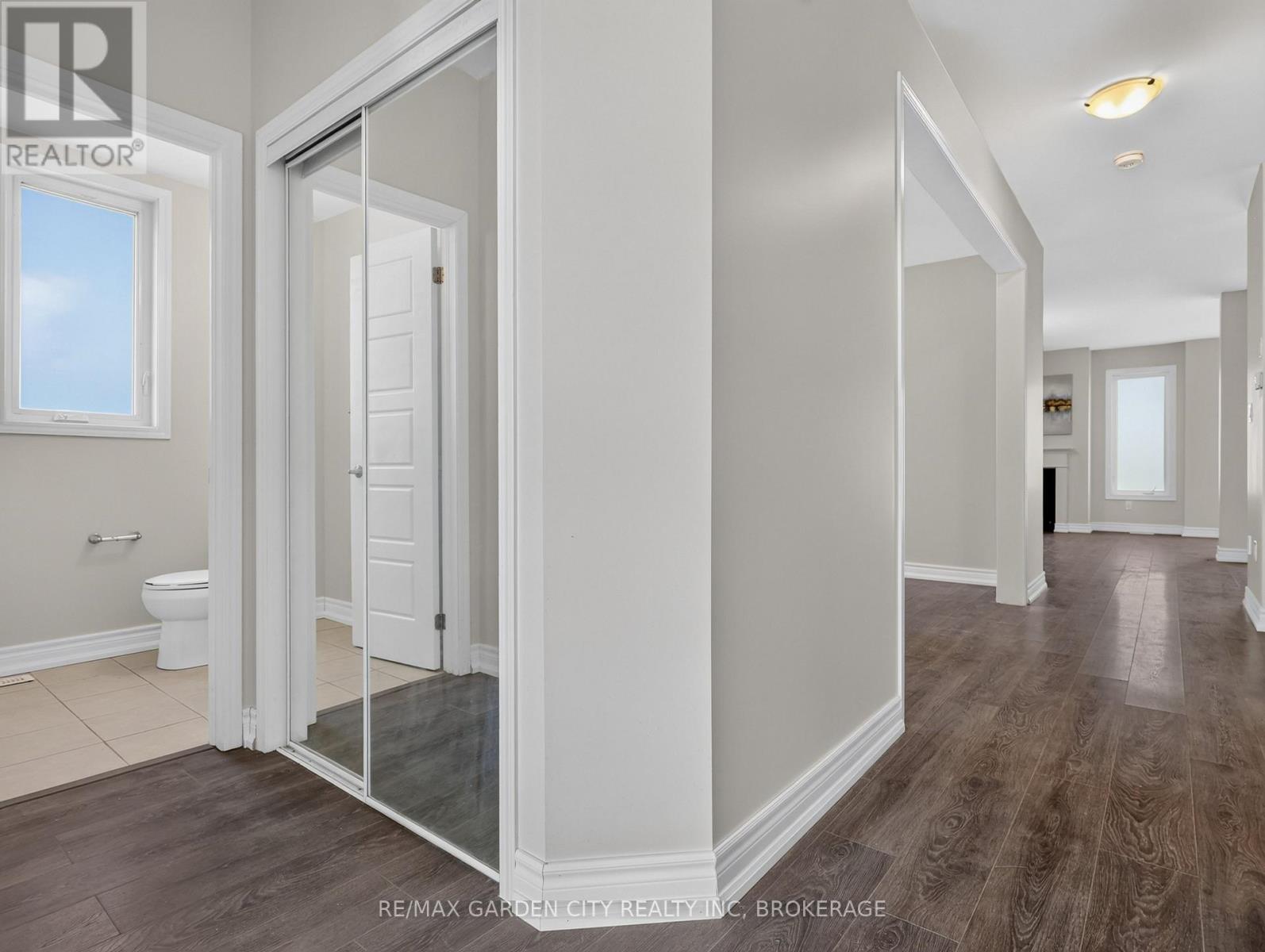 7568 Tupelo Crescent, Niagara Falls, Ontario  L2H 3S5 - Photo 10 - X13663818