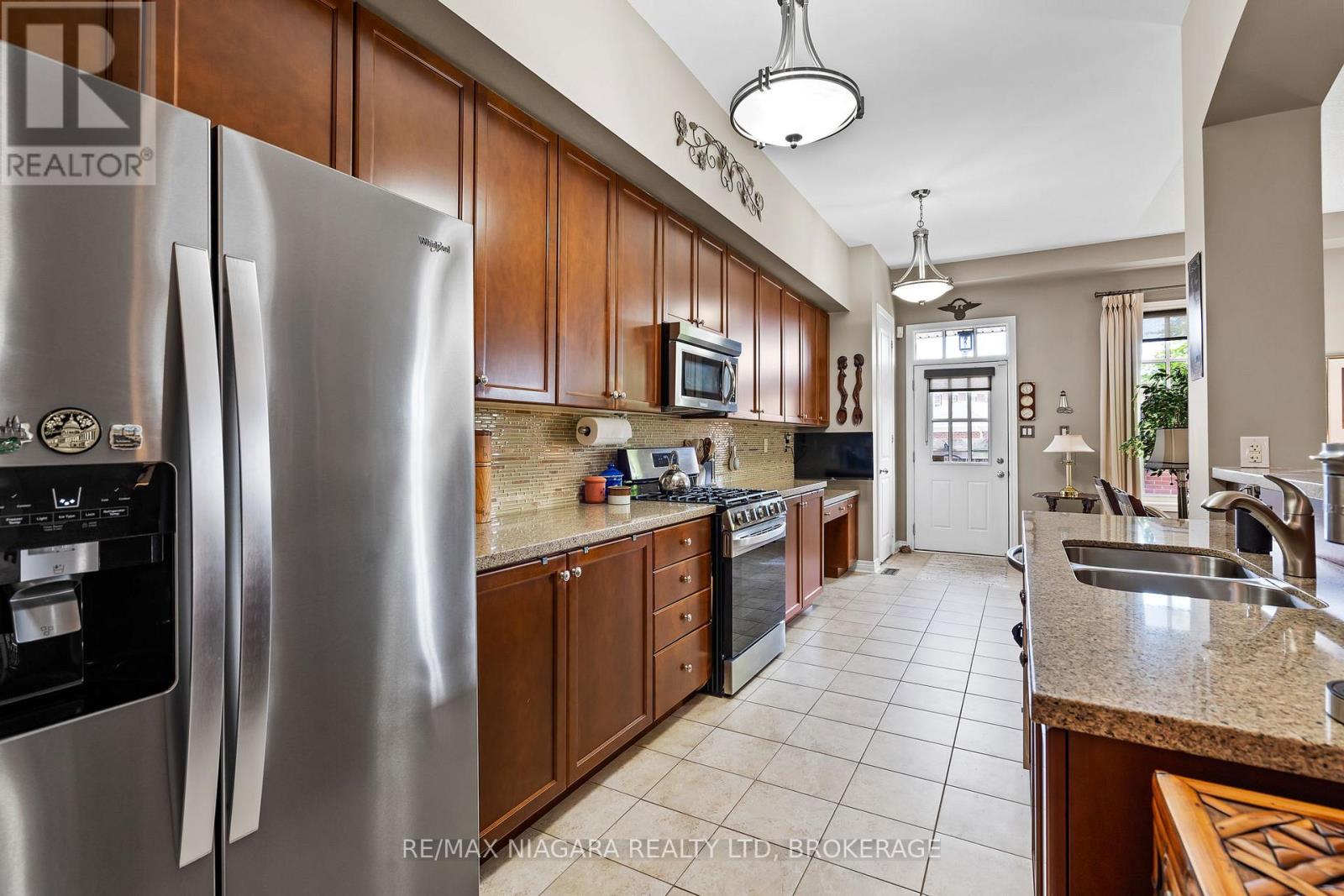 96 Garrison Village Drive, Niagara-On-The-Lake, Ontario  L0S 1J0 - Photo 6 - X13664778