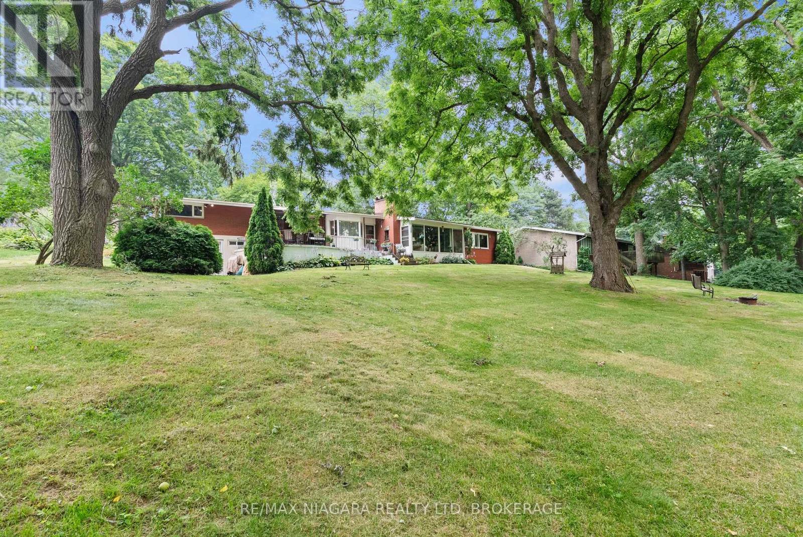 46 Melrose Drive, Niagara-On-The-Lake, Ontario  L0S 1J0 - Photo 2 - X13664832