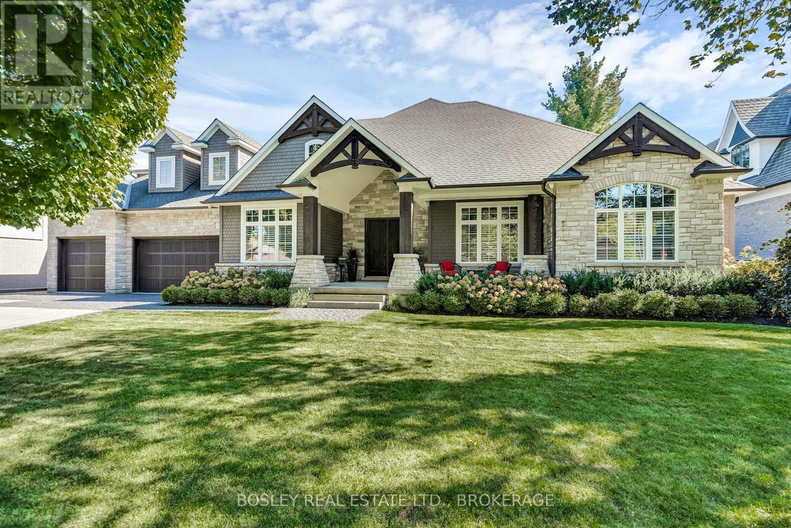 94 Terrence Park Drive, Hamilton, Ontario  L9G 1C2 - Photo 1 - X13665426