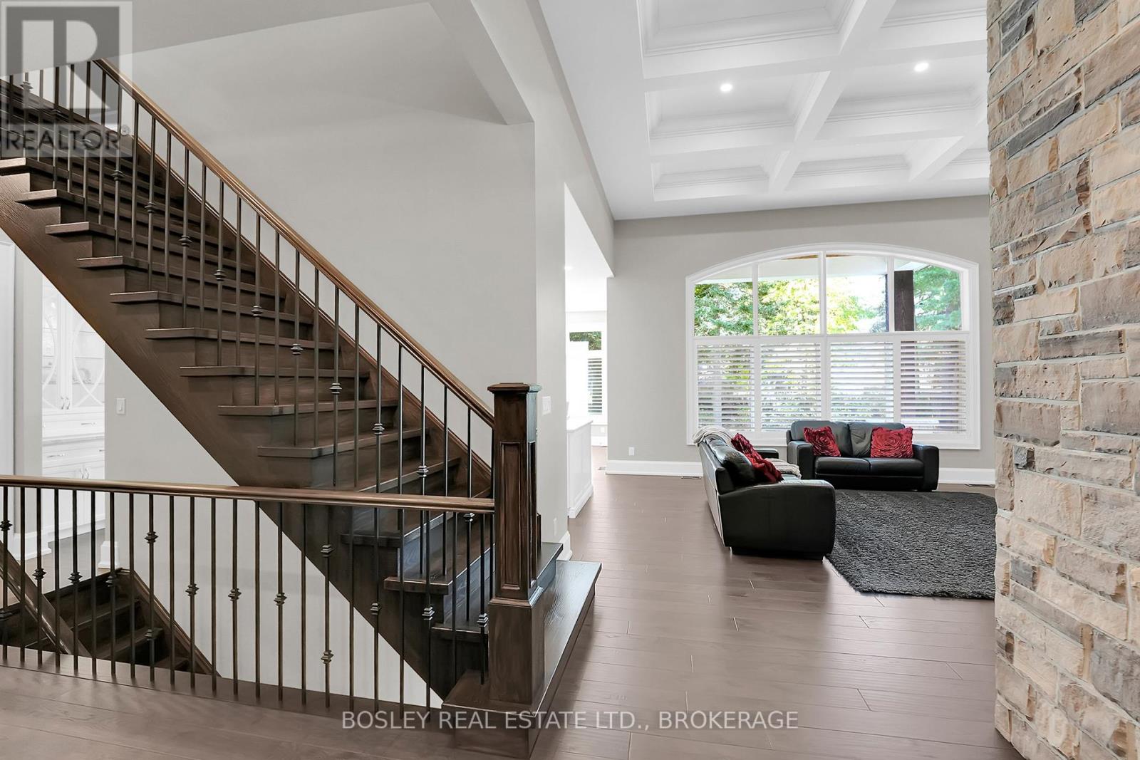 94 Terrence Park Drive, Hamilton, Ontario  L9G 1C2 - Photo 33 - X13665426