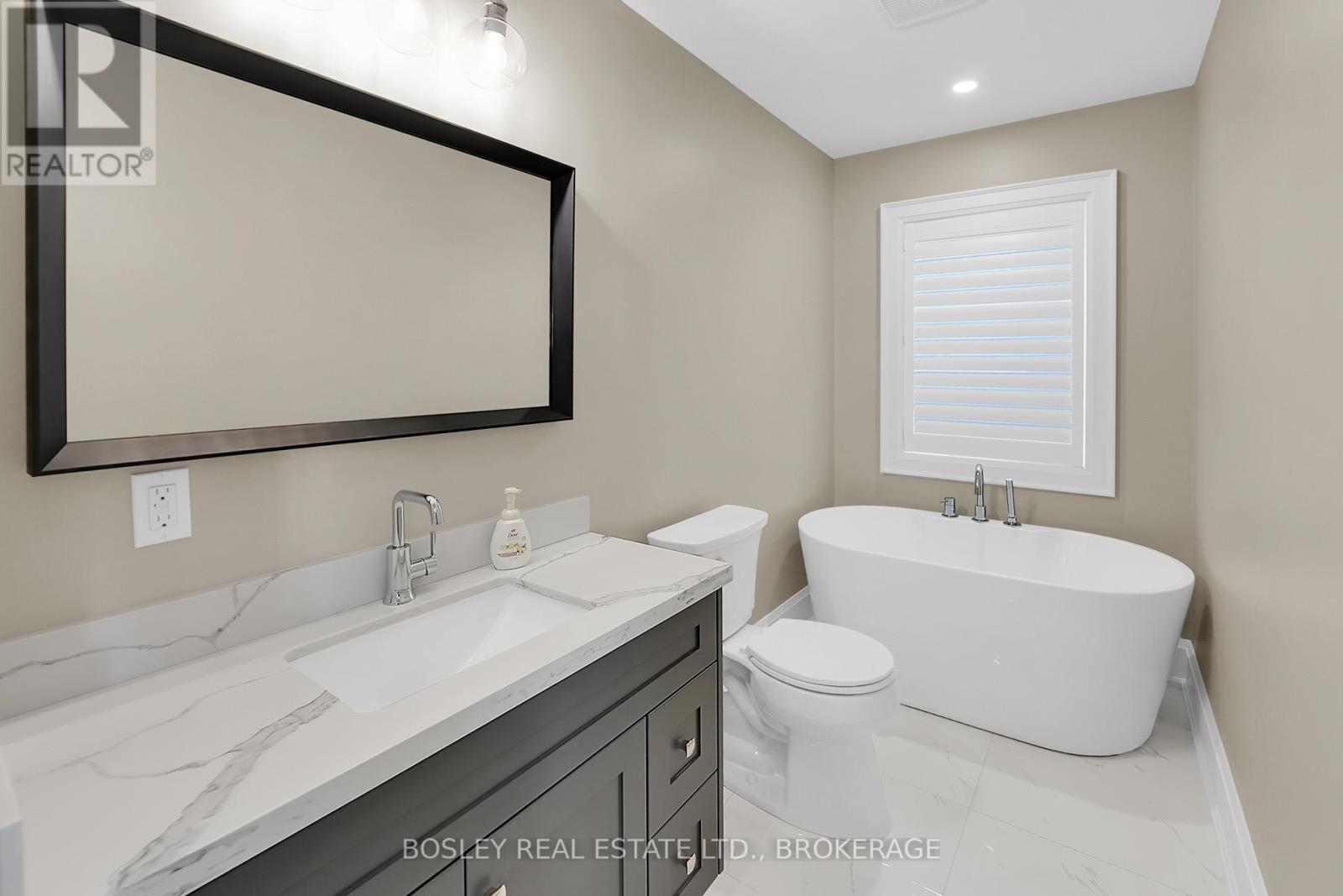 94 Terrence Park Drive, Hamilton, Ontario  L9G 1C2 - Photo 36 - X13665426