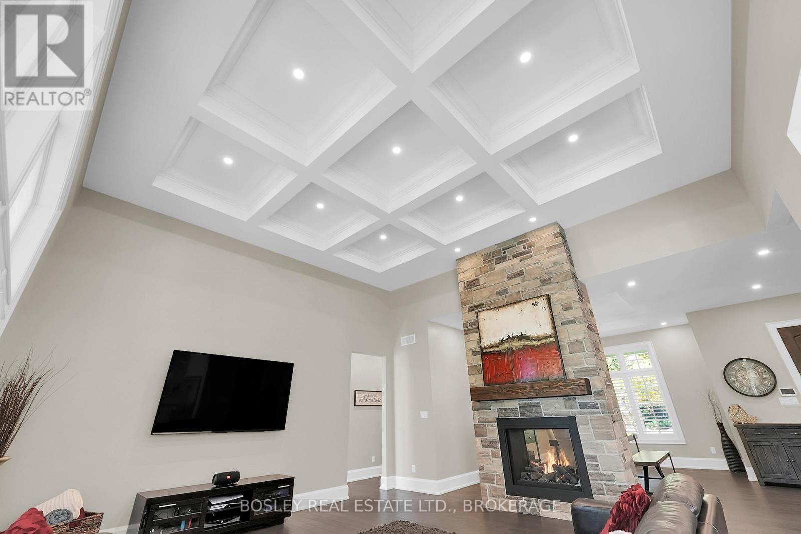94 Terrence Park Drive, Hamilton, Ontario  L9G 1C2 - Photo 8 - X13665426