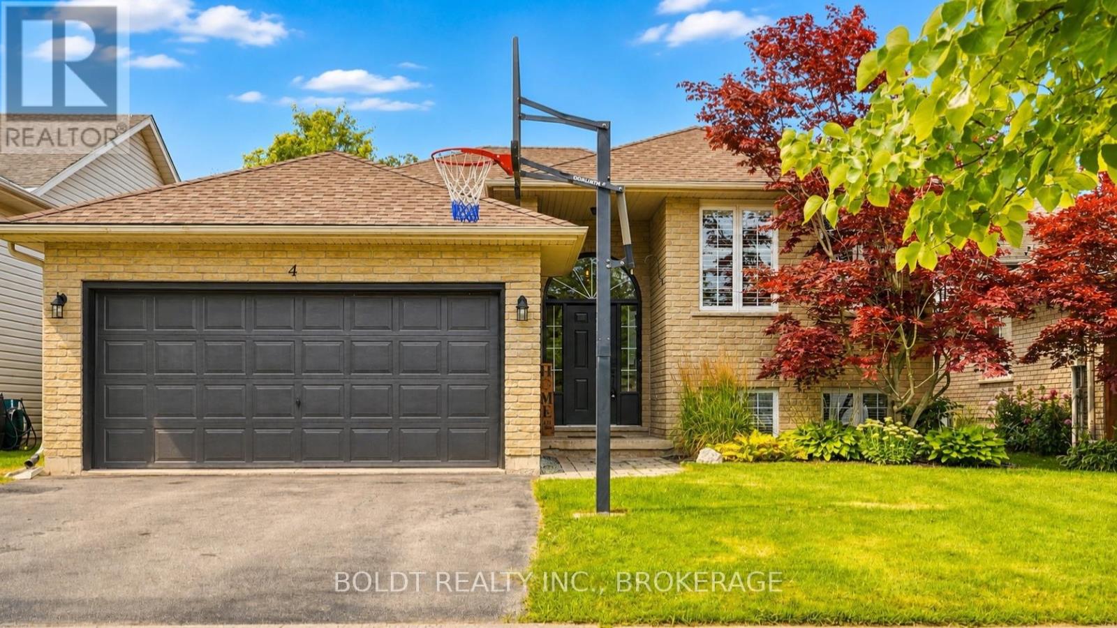 4 Mason Drive, Pelham, Ontario  L0S 1E4 - Photo 1 - X13665476