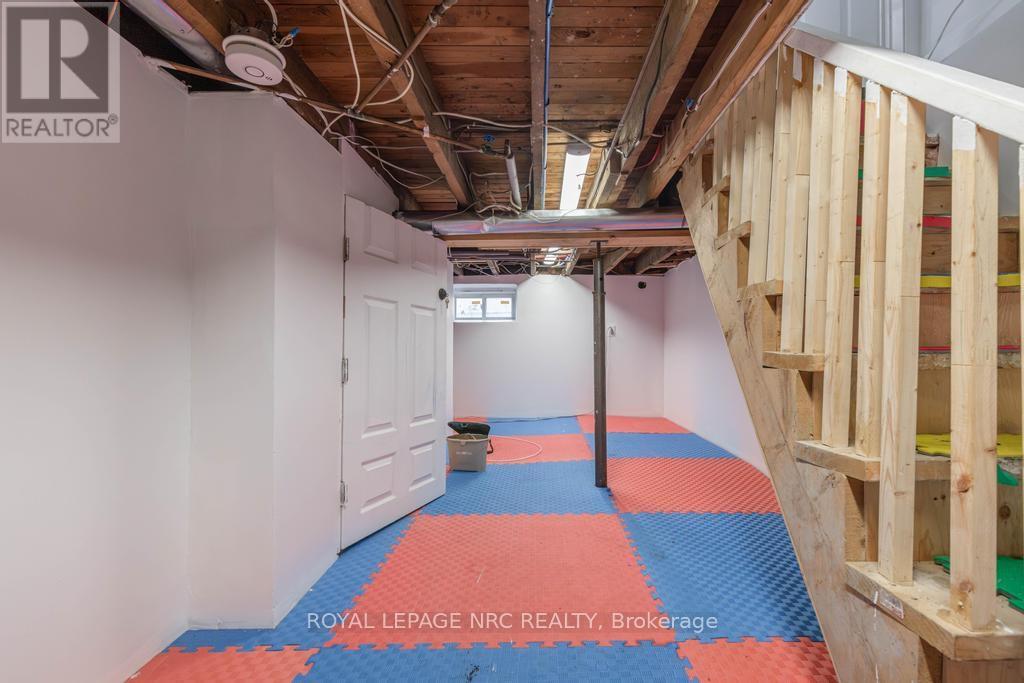 21 Trapnell Street, St. Catharines, Ontario  L2R 1B1 - Photo 15 - X13666034