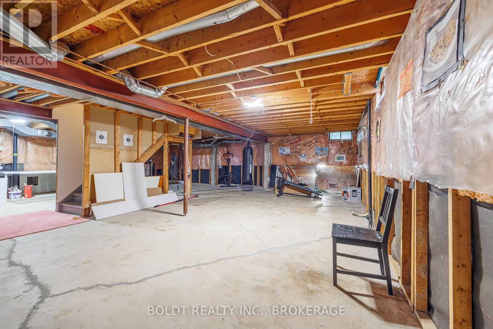 64 Carmine Crescent, St. Catharines, Ontario  L2S 3M2 - Photo 32 - X13666434