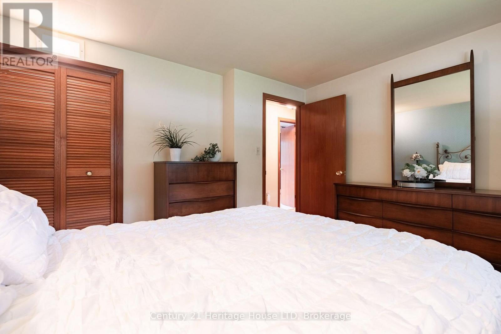 121 Lockhart Drive, St. Catharines, Ontario  L2T 1W3 - Photo 19 - X13667214