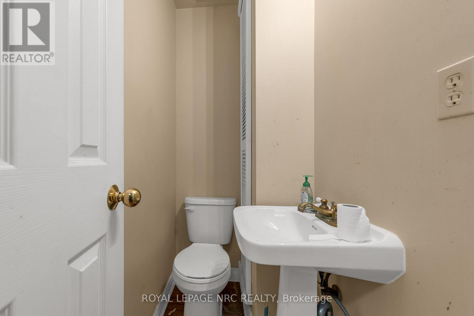 192 Burgar Street, Welland, Ontario  L3B 2T4 - Photo 12 - X13667526