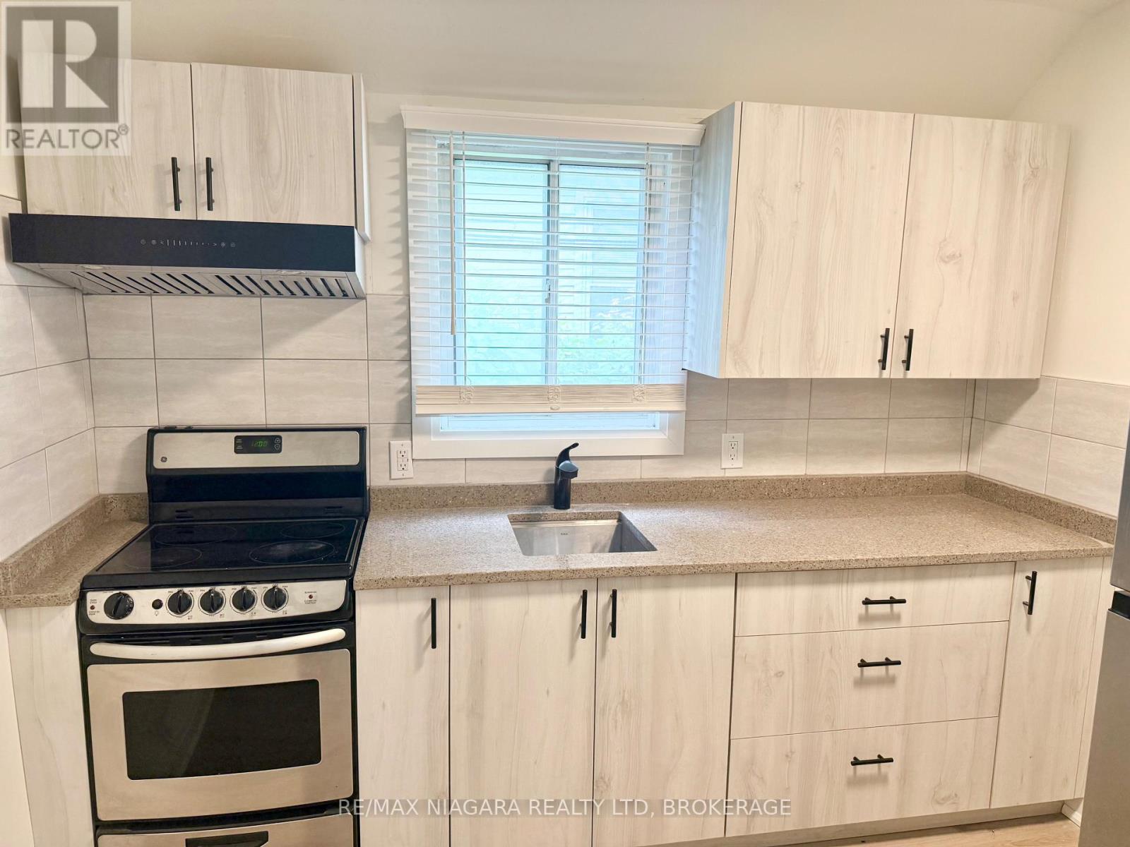 Unit 3 - 4674 Zimmerman Avenue, Niagara Falls, Ontario  L2E 3M6 - Photo 6 - X13669152
