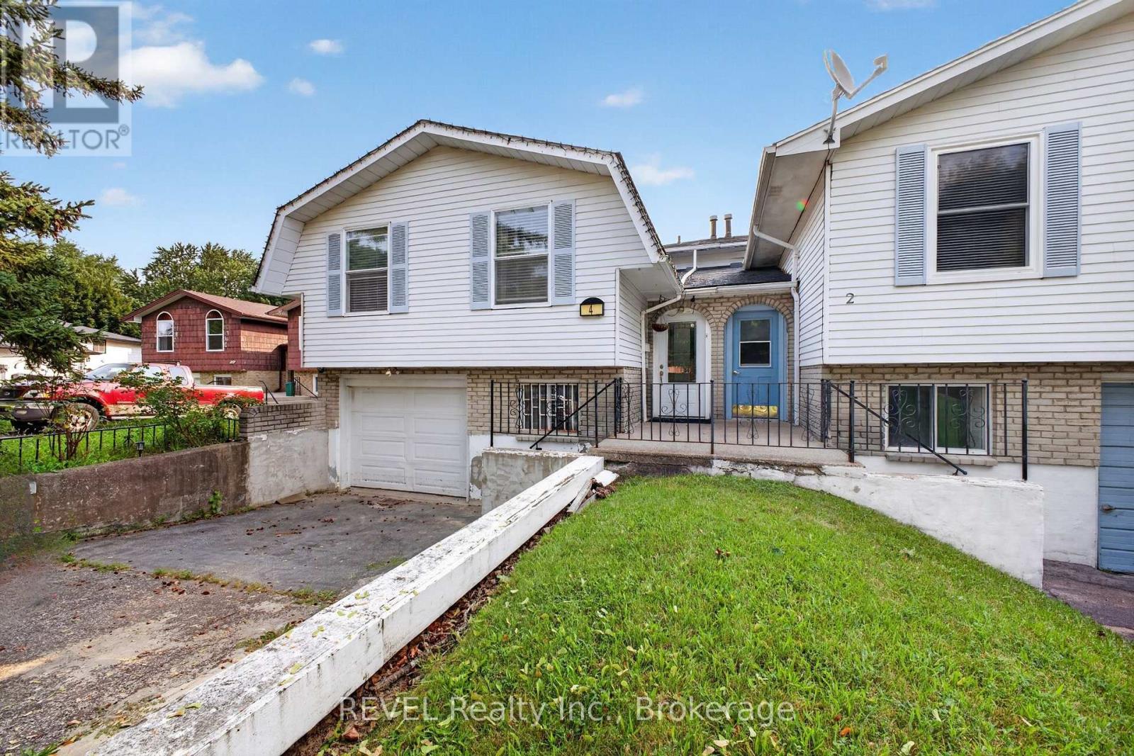 4 Kerwin Gate, St. Catharines, Ontario  L2N 4J8 - Photo 1 - X13674132