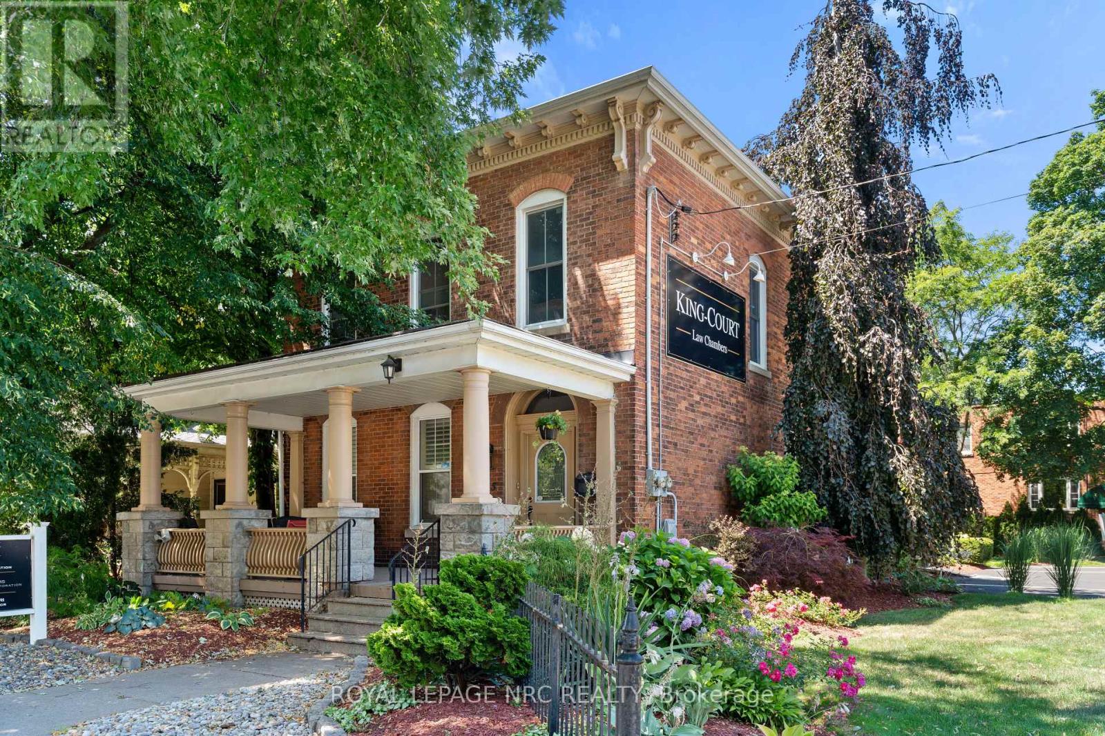 45 Welland Avenue, St. Catharines, Ontario  L2R 2M4 - Photo 1 - X13674594