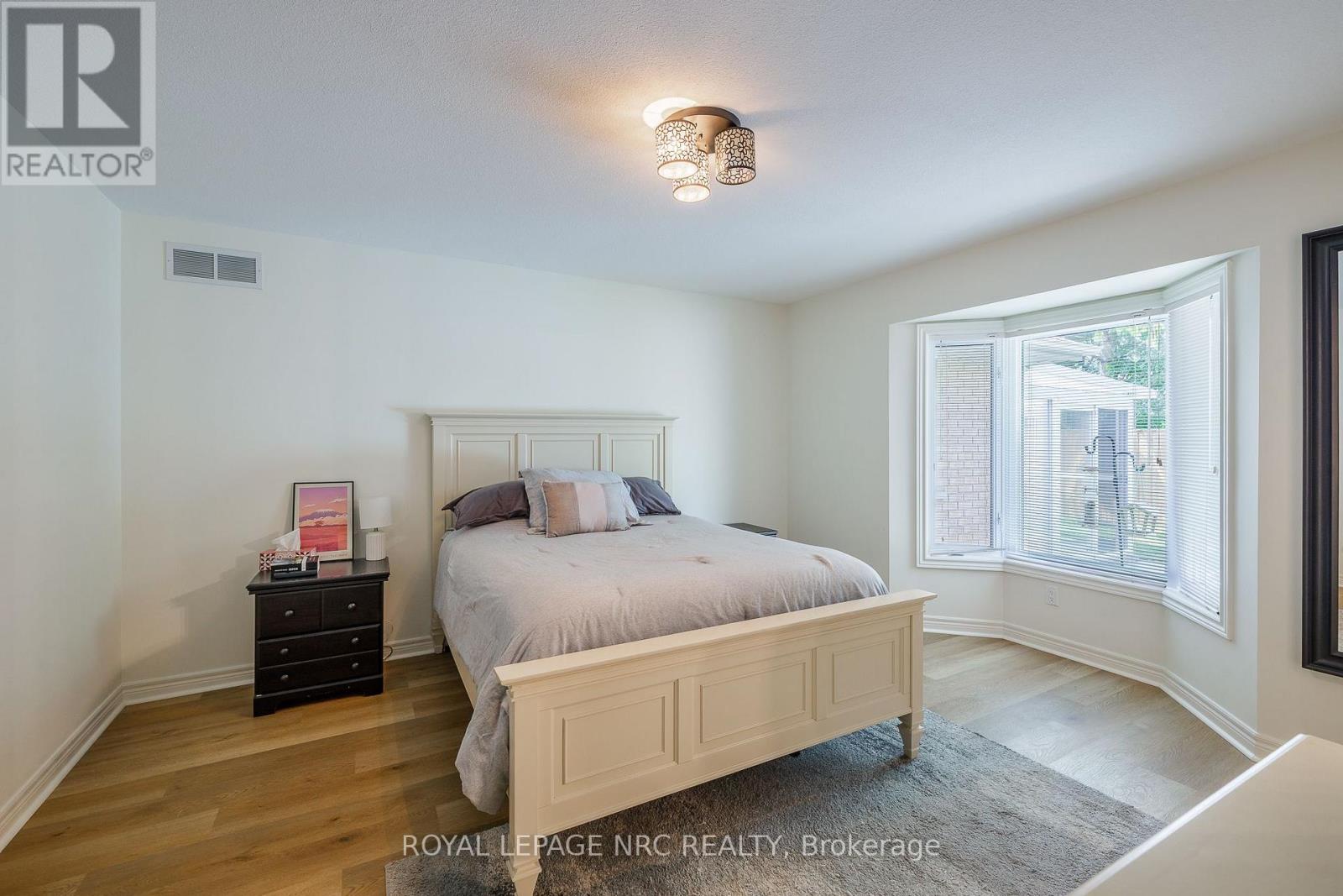 7621 Cameron Court, Niagara Falls, Ontario  L2H 3G9 - Photo 23 - X13674788