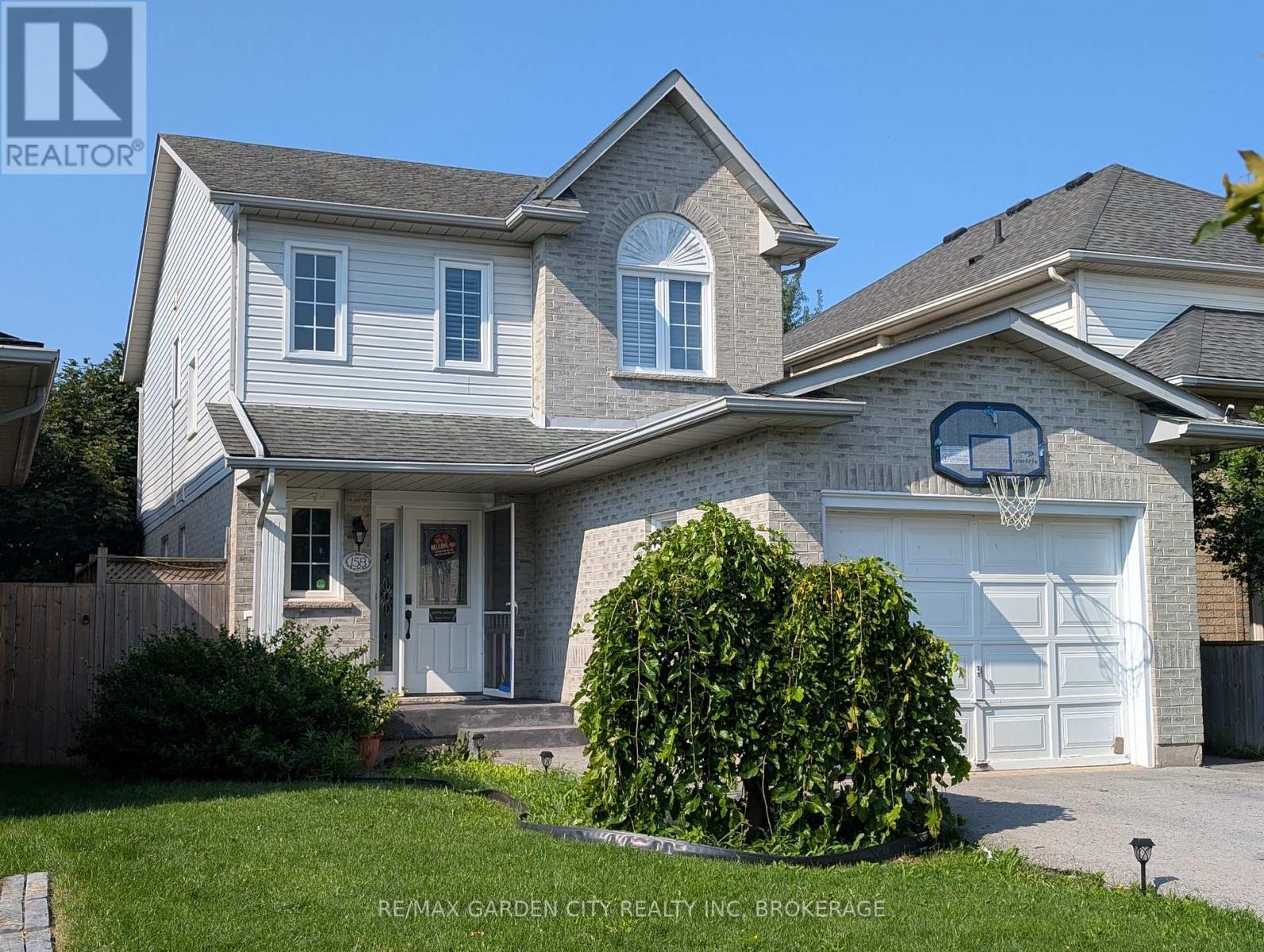 158 Summers Drive, Thorold, Ontario  L2V 5A1 - Photo 1 - X13677126