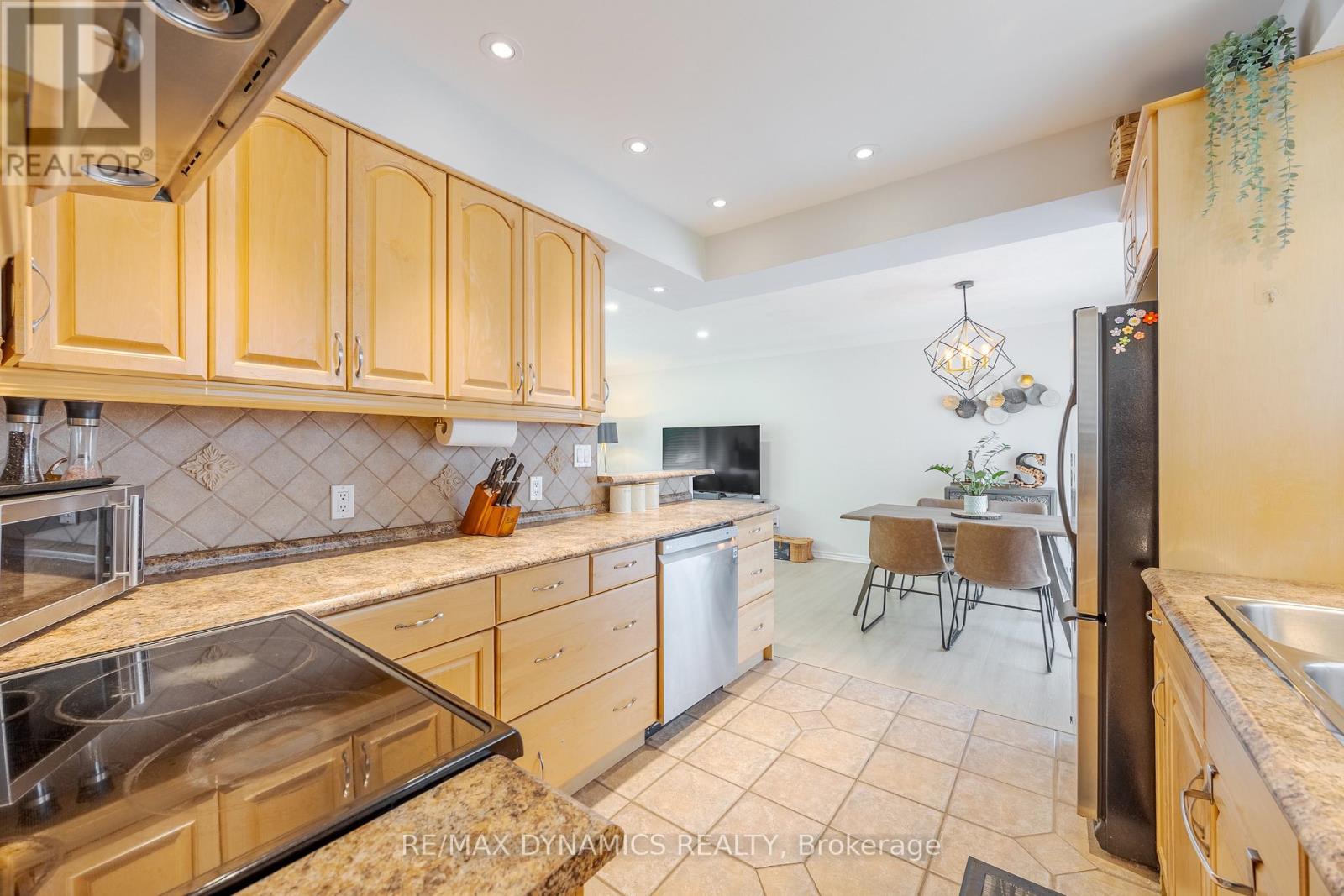 87 Rochelle Drive, St. Catharines, Ontario  L2M 6Y7 - Photo 15 - X13678274