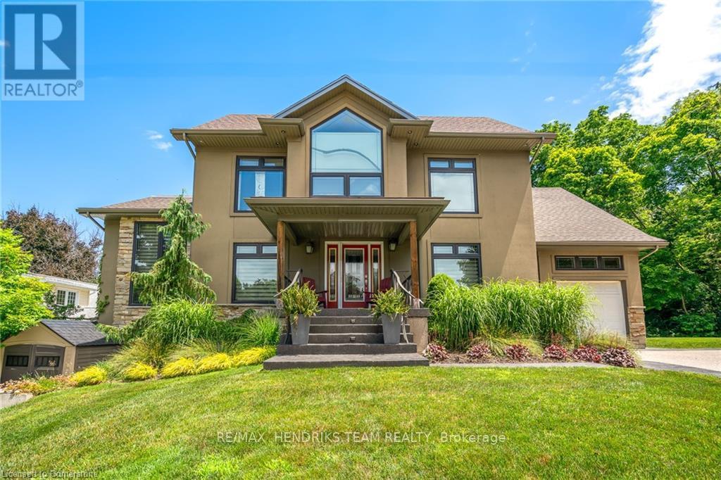 4 Front Street, Niagara-On-The-Lake, Ontario  L0S 1J0 - Photo 1 - X13682940