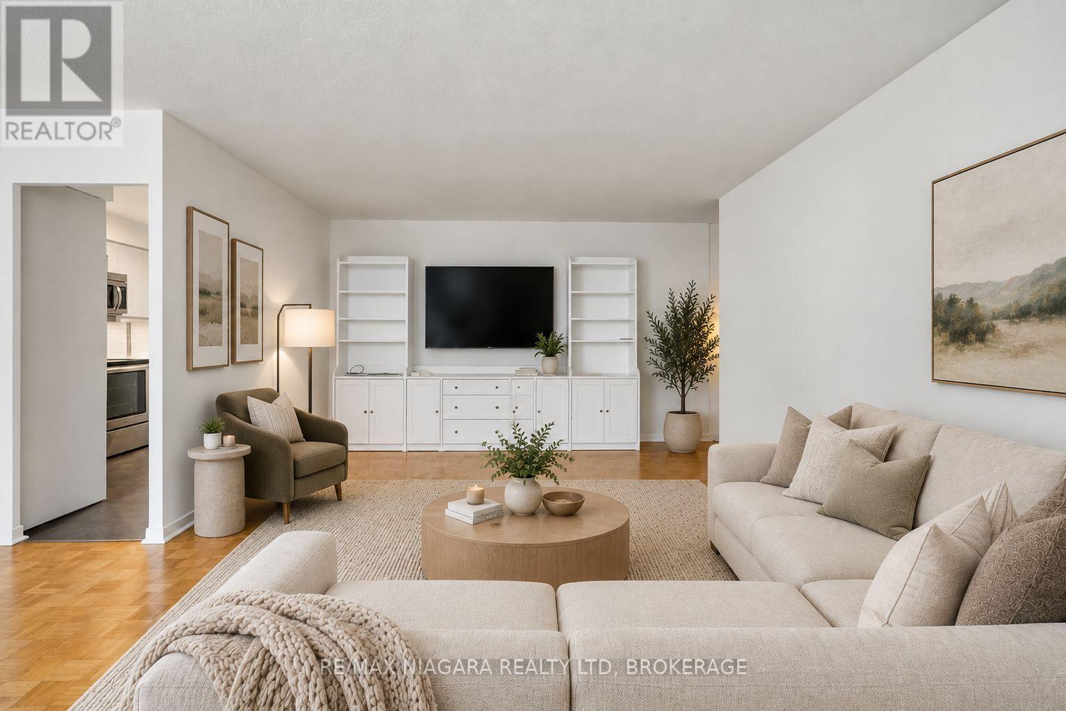 102 - 35 Towering Heights Boulevard, St. Catharines, Ontario  L2T 3G8 - Photo 3 - X13685168