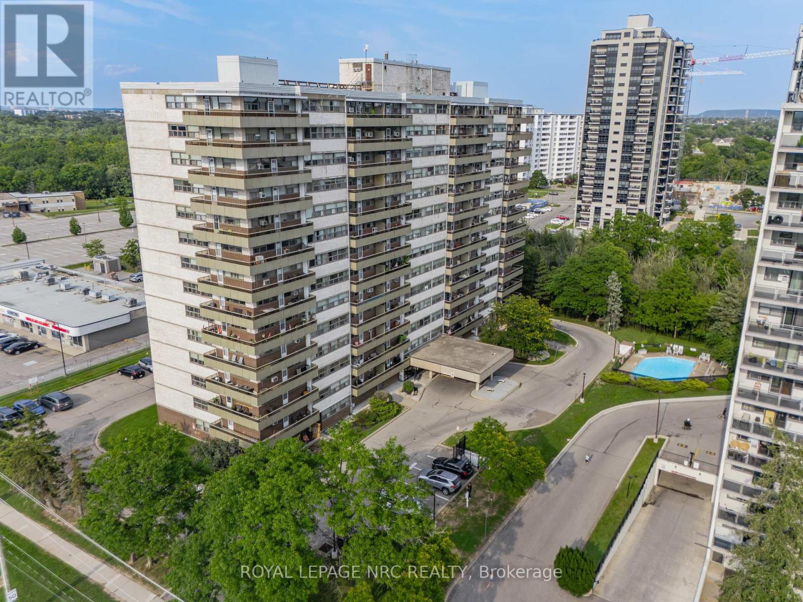 1510 - 215 Glenridge Avenue, St. Catharines, Ontario  L2T 3J7 - Photo 1 - X13686006