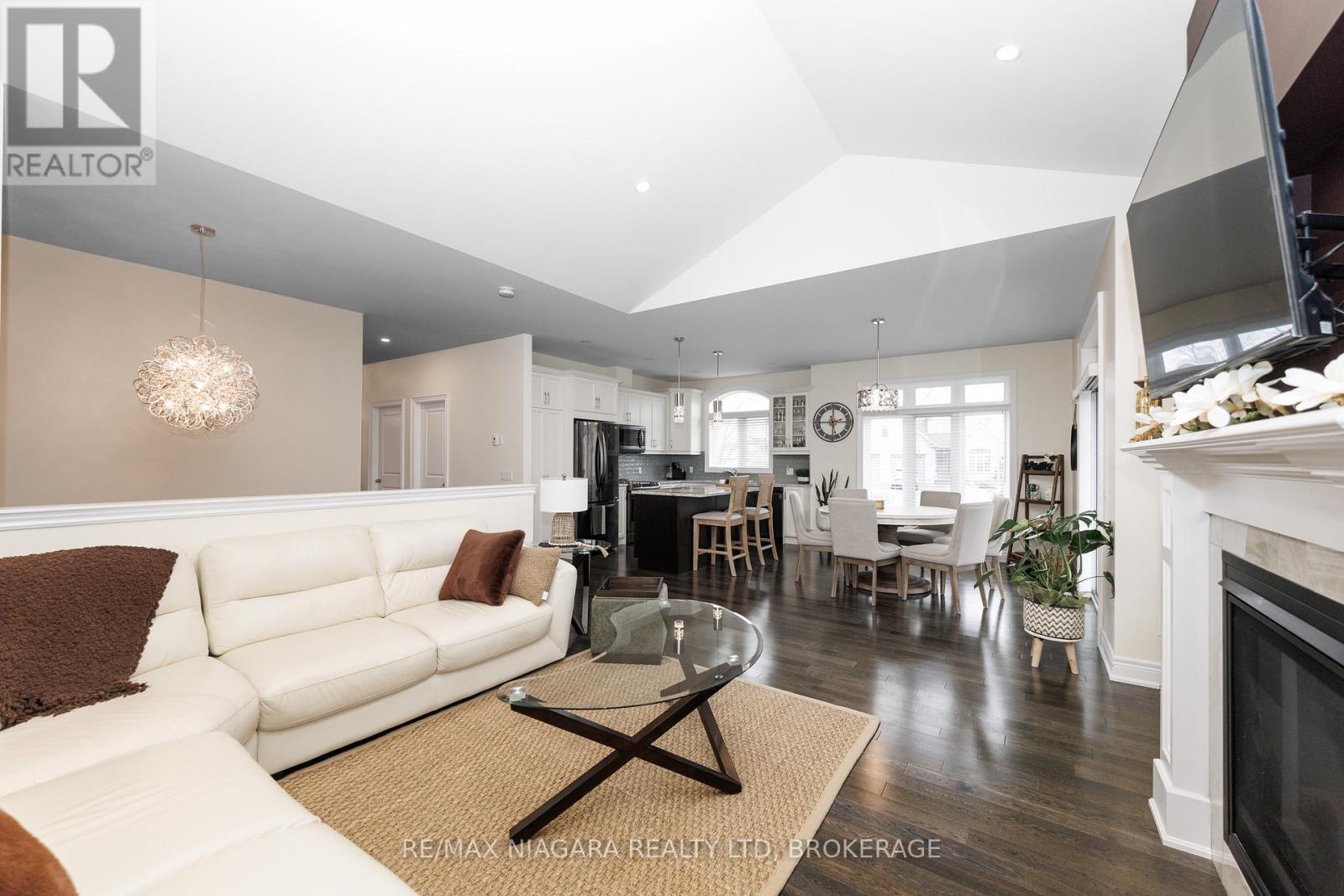 4049 Village Creek Drive, Fort Erie, Ontario  L0S 1S0 - Photo 7 - X13686610