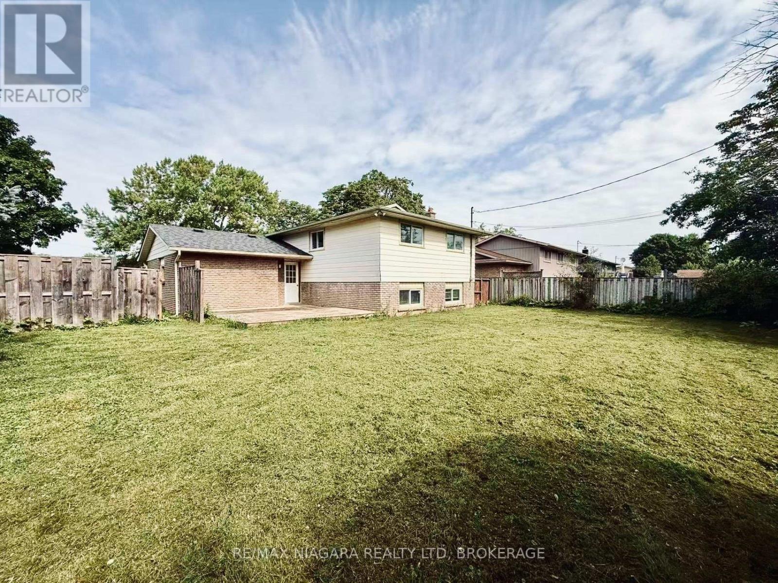3102 Ussher Street, Niagara Falls, Ontario  L2G 6M2 - Photo 3 - X13687020