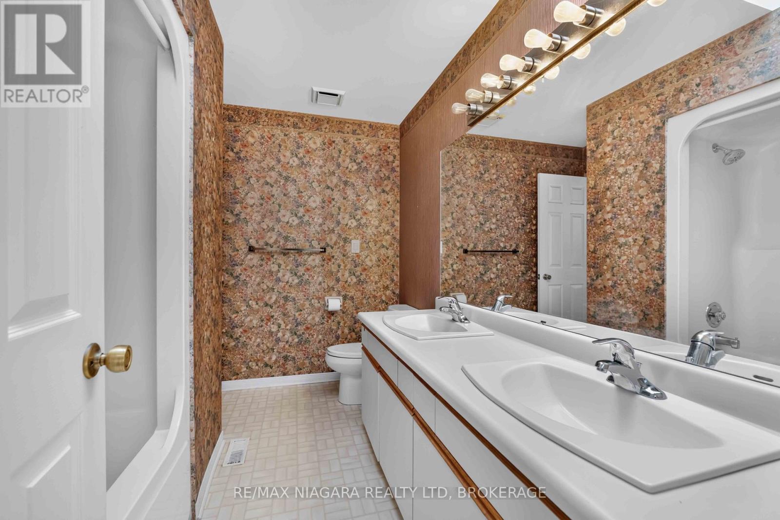 7725 Swan Street, Niagara Falls, Ontario  L2H 2P7 - Photo 14 - X13687946