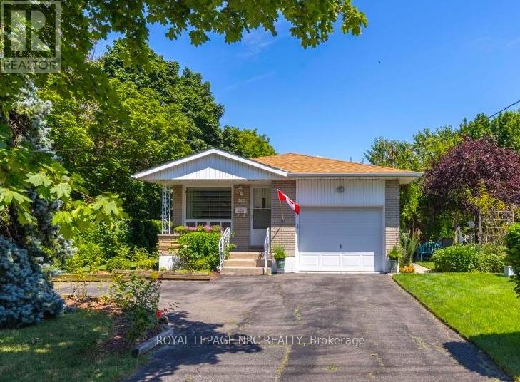 542 Lake Street, St. Catharines, Ontario  L2N 4H8 - Photo 1 - X13688906