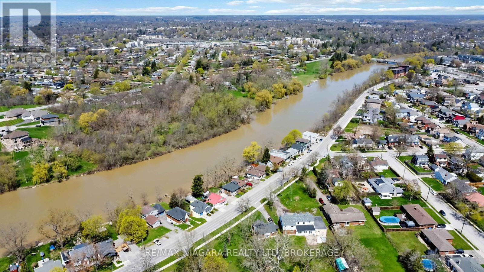 70 Riverside Drive, Welland, Ontario  L3C 5E2 - Photo 5 - X13689316