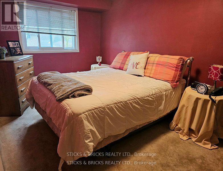 1 - 5815 Swayze Drive, Niagara Falls, Ontario  L2J 3W3 - Photo 8 - X13689982