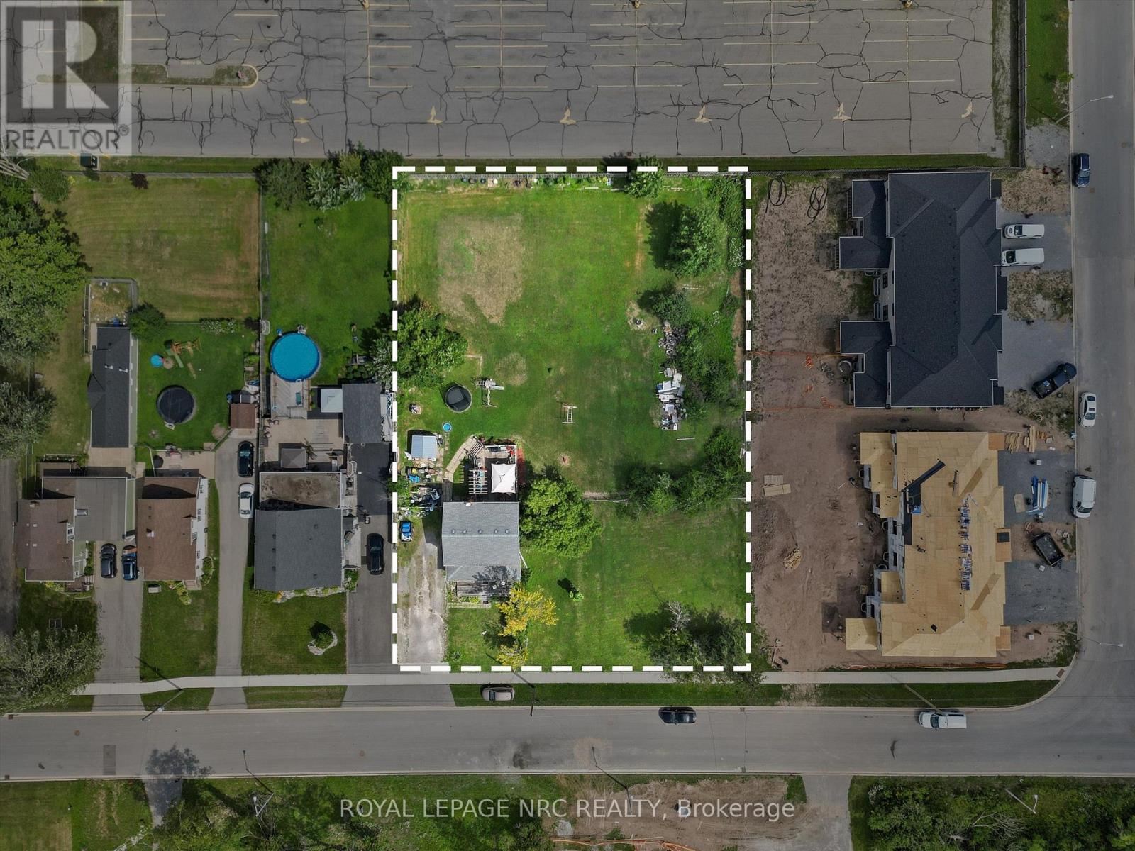 1010 Arthur Street, Fort Erie, Ontario  L2A 4J2 - Photo 1 - X13691796