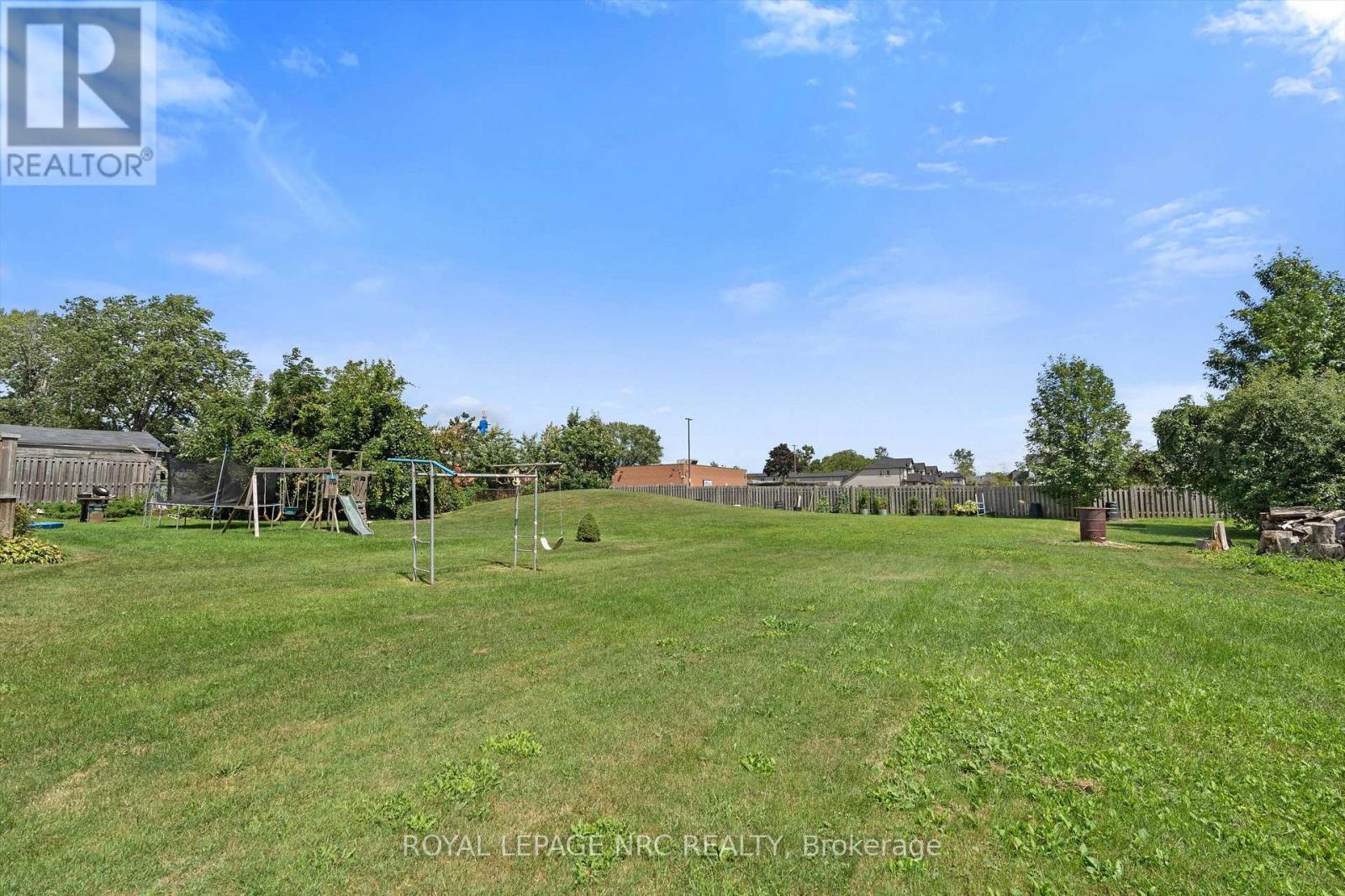 1010 Arthur Street, Fort Erie, Ontario  L2A 4J2 - Photo 46 - X13691796