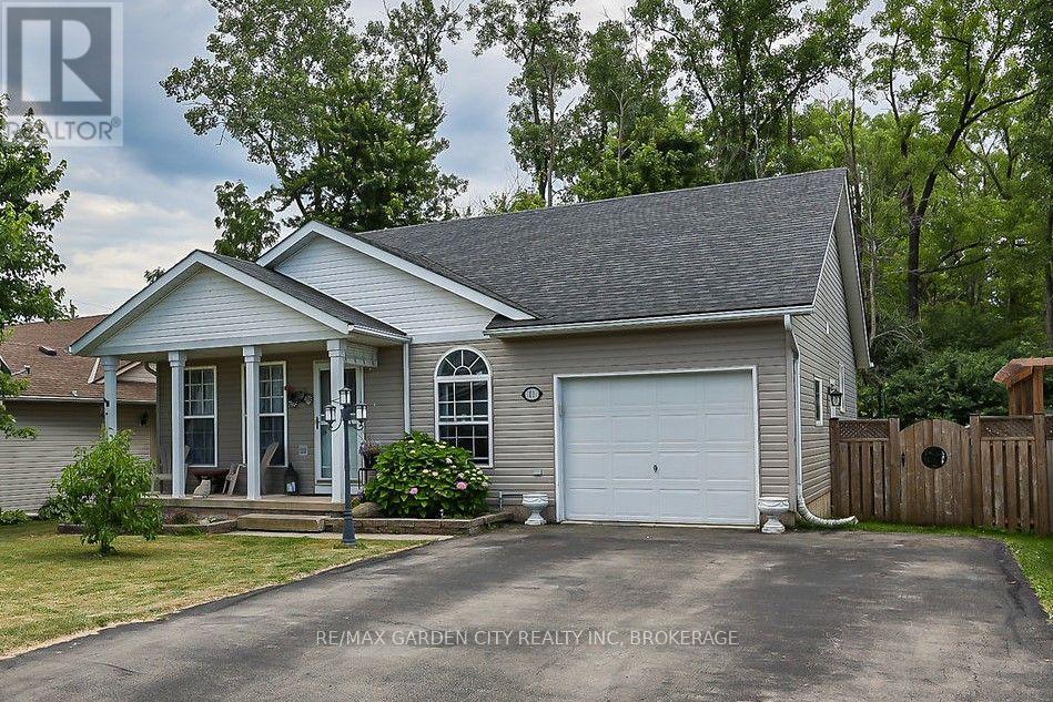 11 Rochelle Crescent, Fort Erie, Ontario  L0S 1N0 - Photo 1 - X13691898