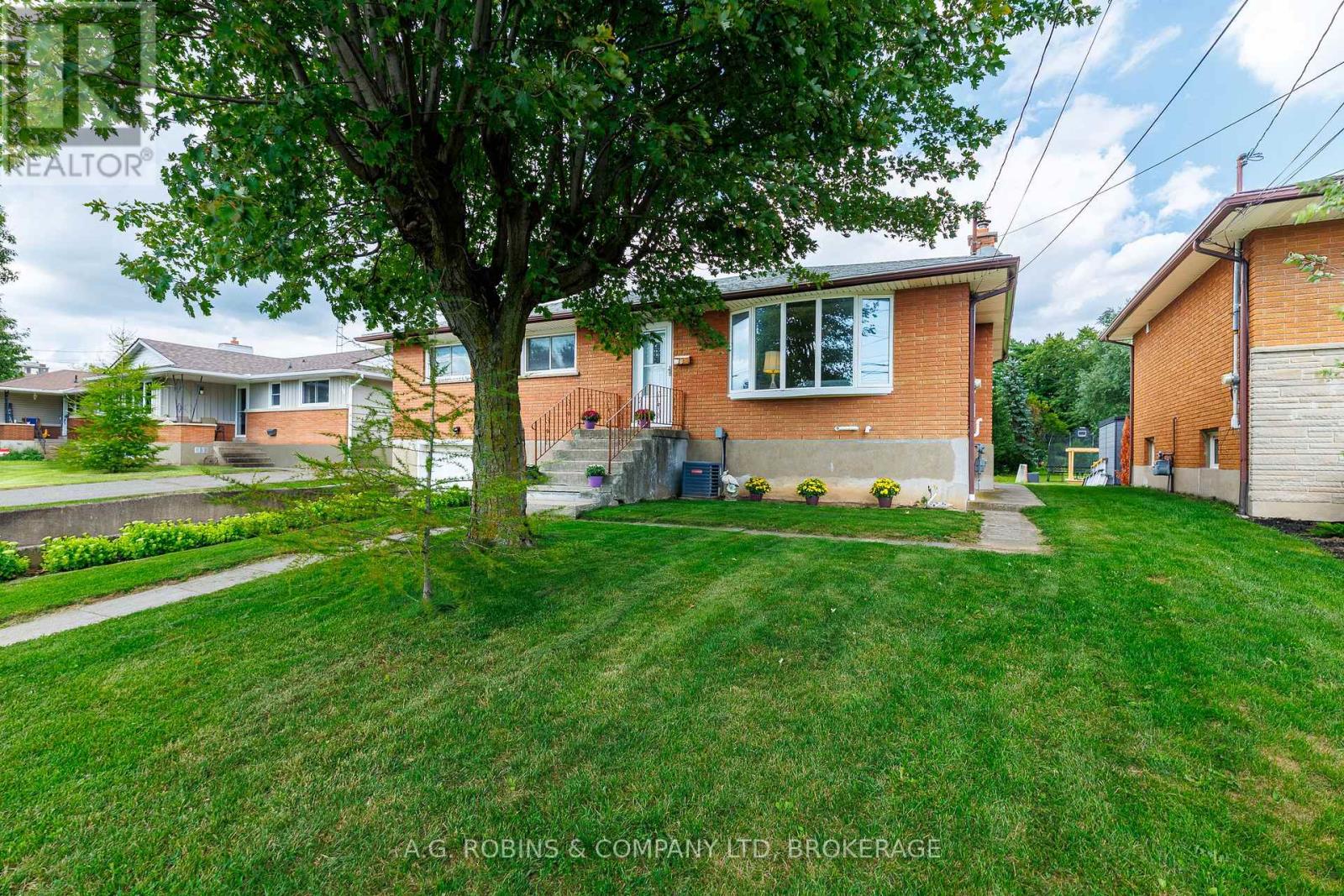 12 Berkley Avenue, Port Colborne, Ontario  L3K 1T2 - Photo 1 - X13694966