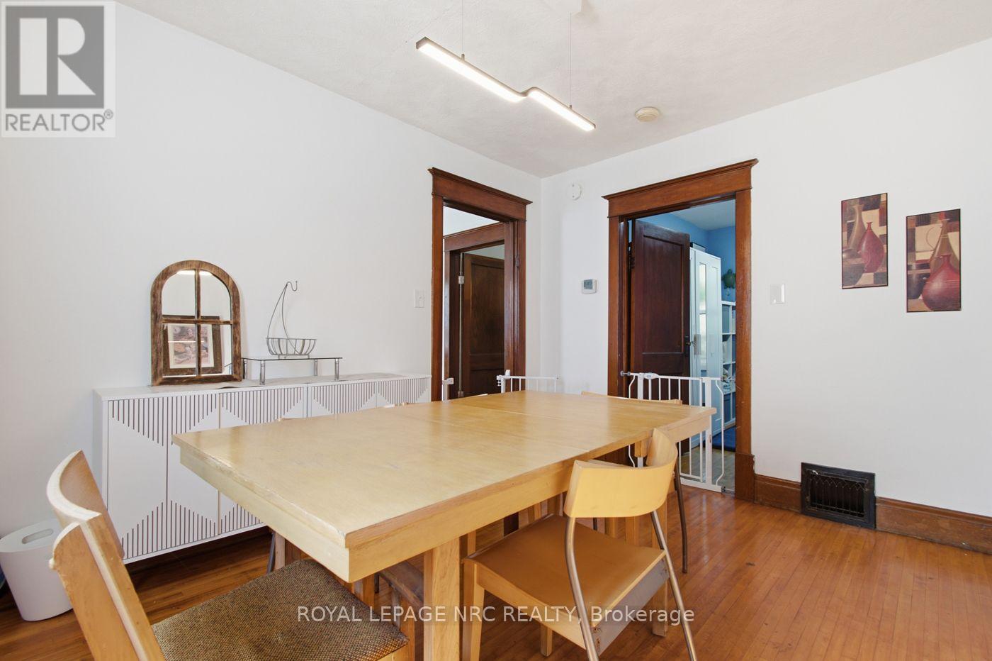 79 Carlton Street, St. Catharines, Ontario  L2R 1R1 - Photo 6 - X13695402