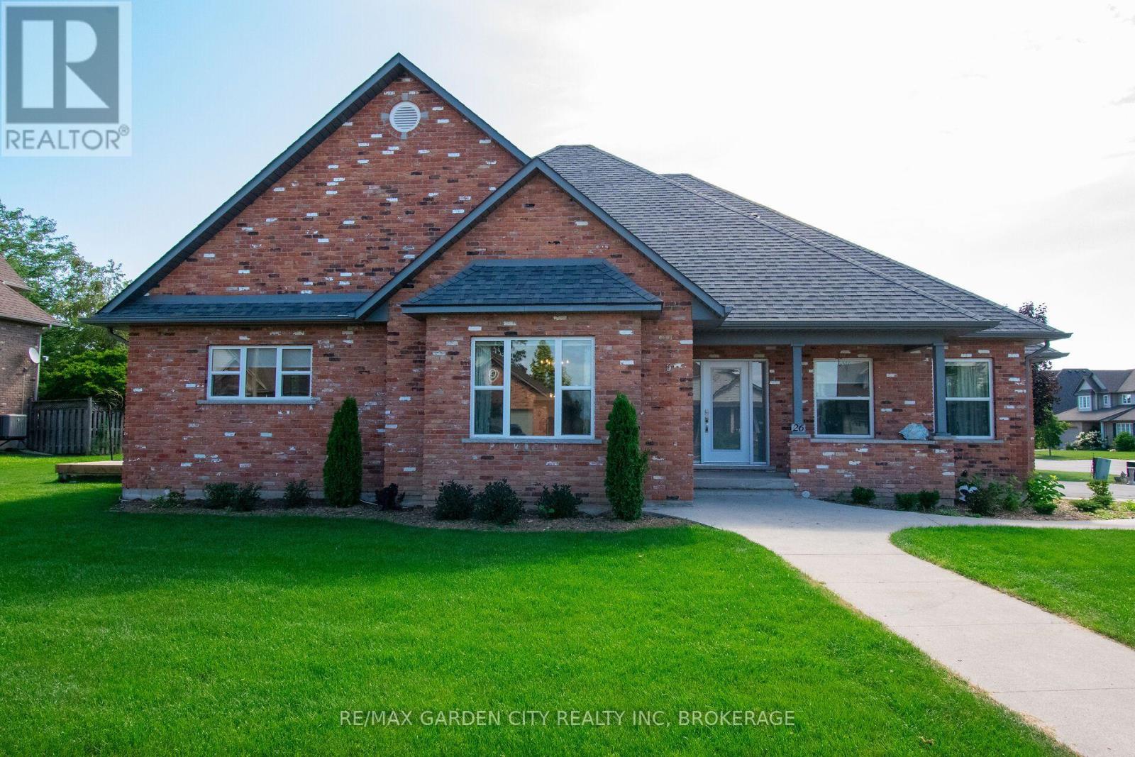 26 Las Road, West Lincoln, Ontario  L0R 2A0 - Photo 1 - X13697252