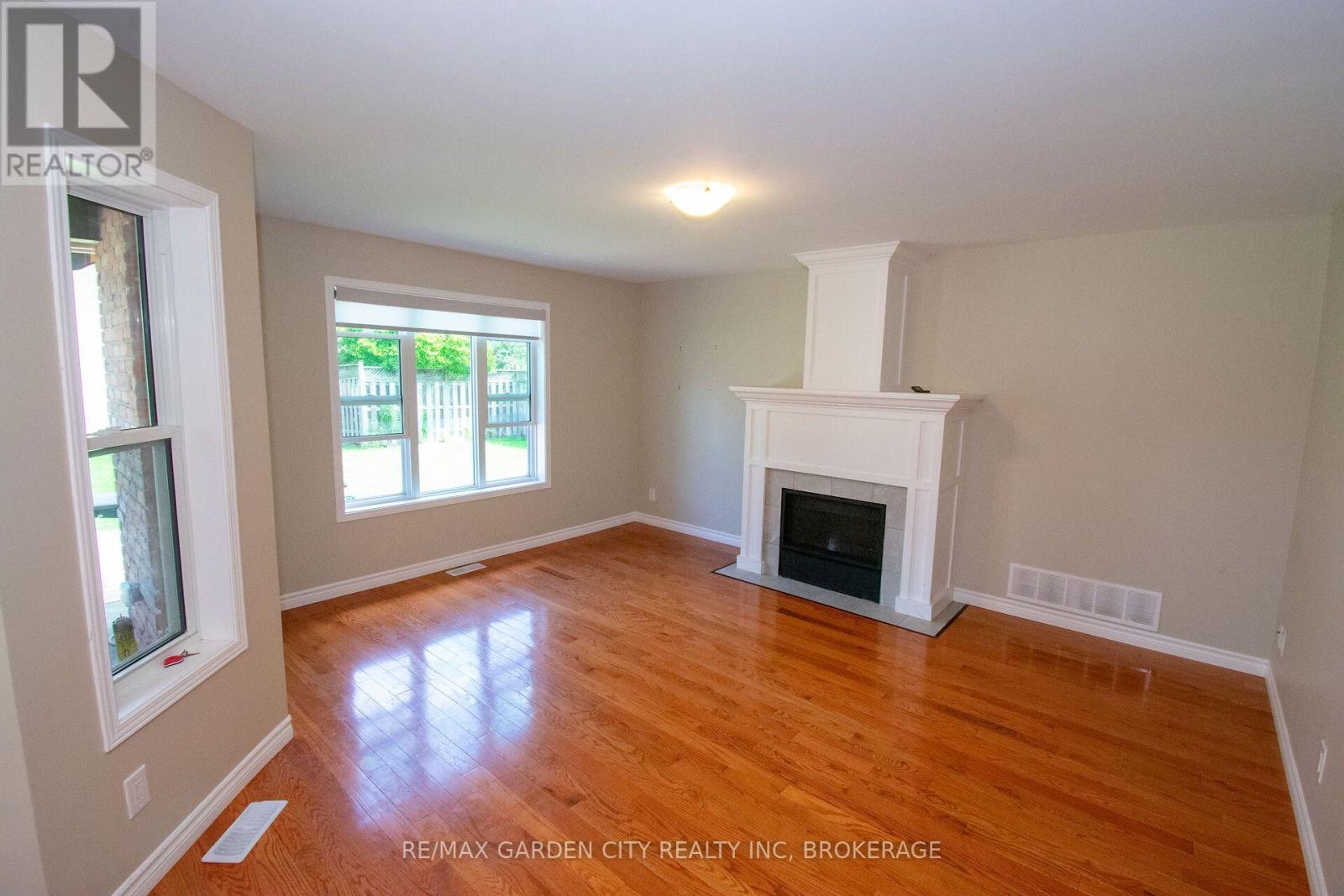 26 Las Road, West Lincoln, Ontario  L0R 2A0 - Photo 8 - X13697252