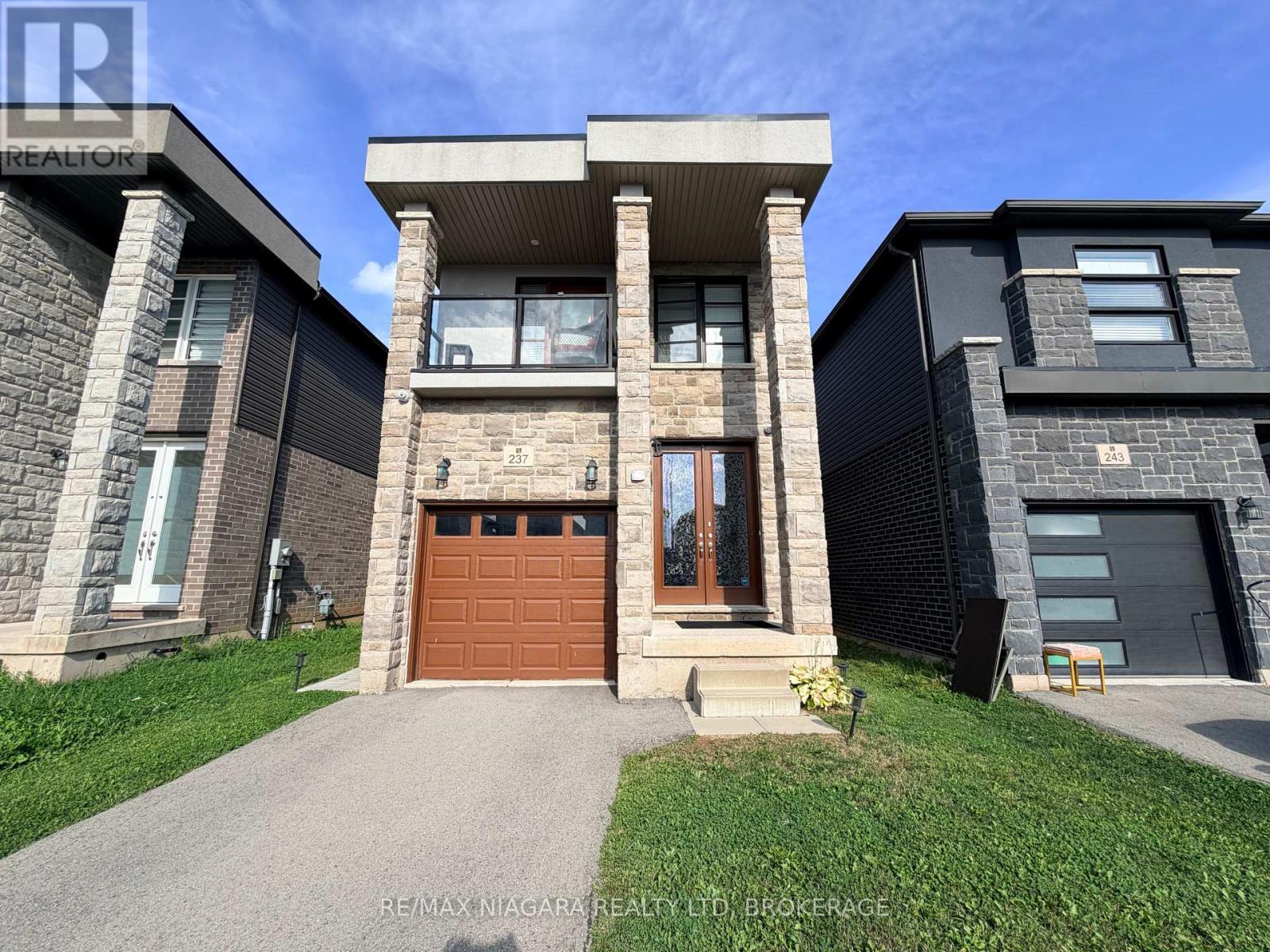 Main - 237 Louise Street, Welland, Ontario  L3B 0H8 - Photo 1 - X13698920