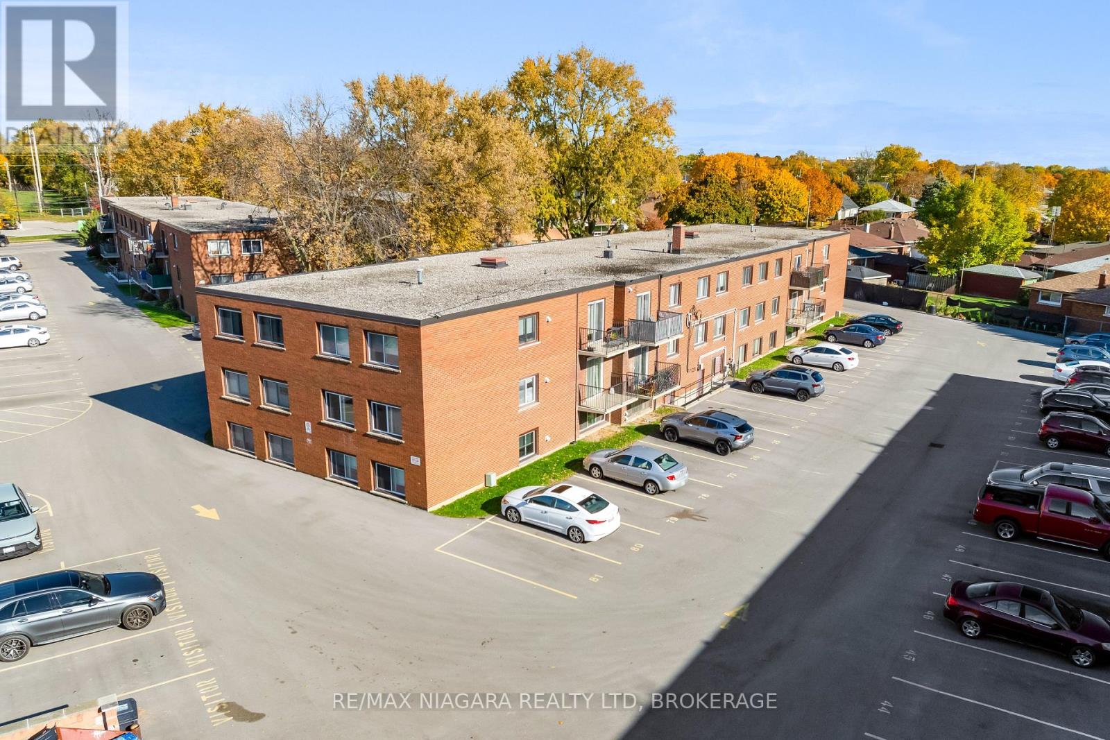 25 - 452 Carlton Street, St. Catharines, Ontario  L2M 4X1 - Photo 1 - X13699042