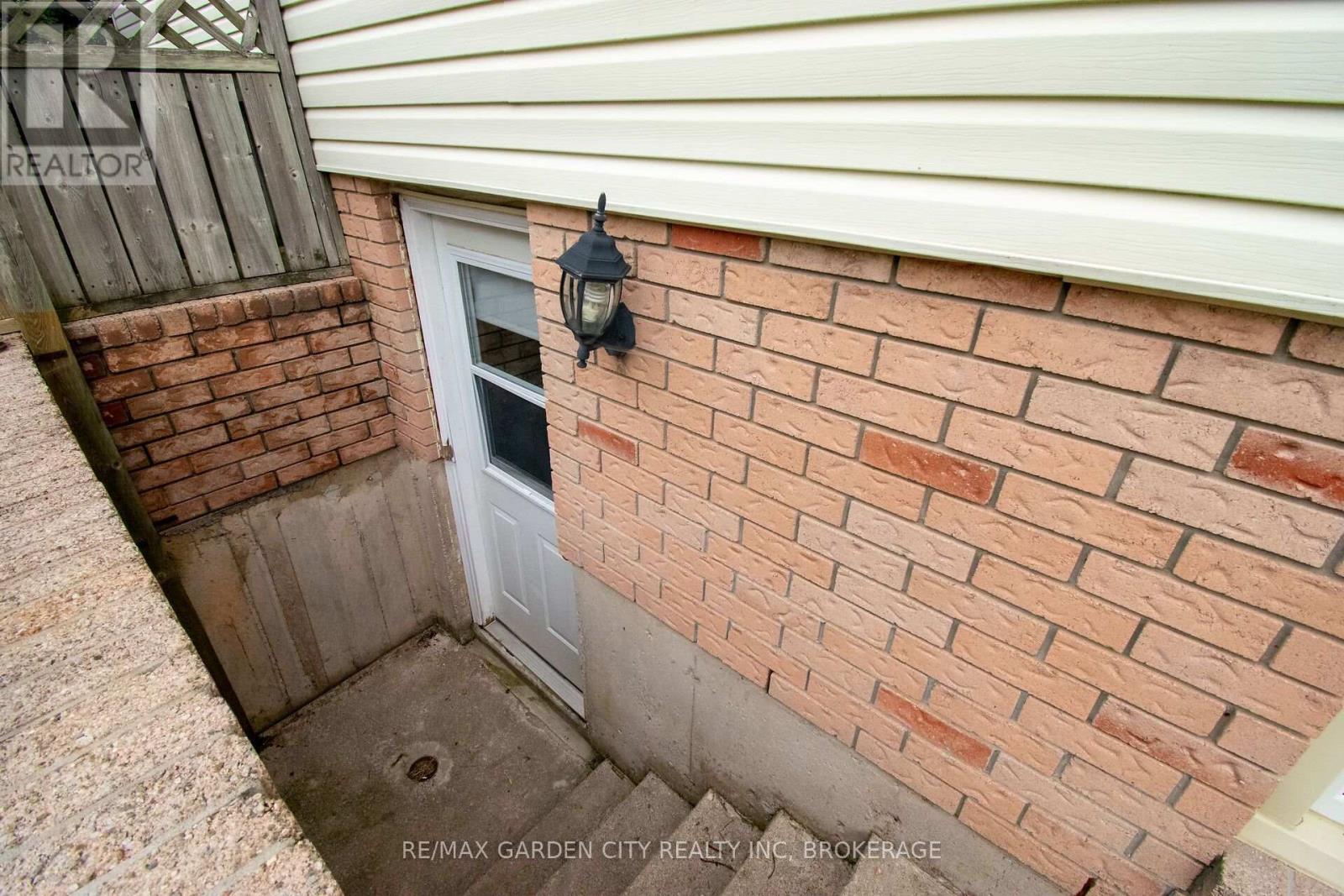 93 Northwood Drive, Welland, Ontario  L3C 6S3 - Photo 35 - X13699194