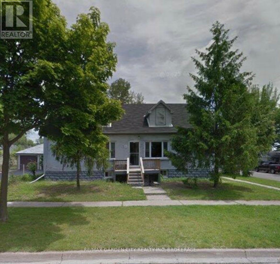 A - 99 Beatrice Street, Welland, Ontario  L3B 2Z2 - Photo 1 - X13702724