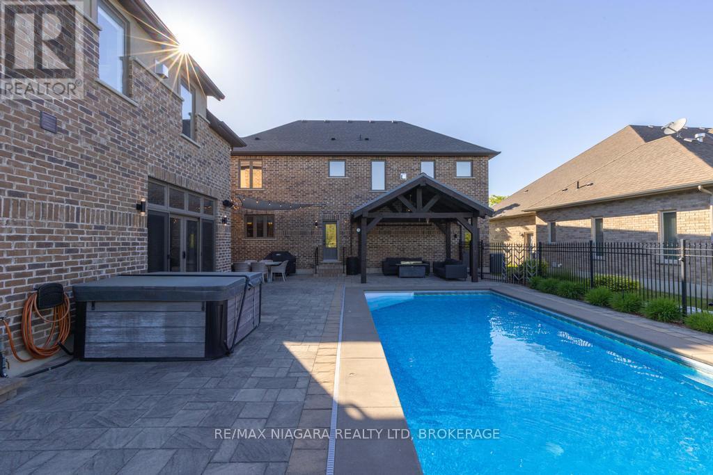 50 Sandalwood Crescent, Niagara-On-The-Lake, Ontario  L0S 1P0 - Photo 44 - X13703278