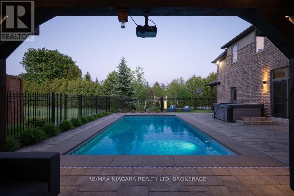 50 Sandalwood Crescent, Niagara-On-The-Lake, Ontario  L0S 1P0 - Photo 6 - X13703278