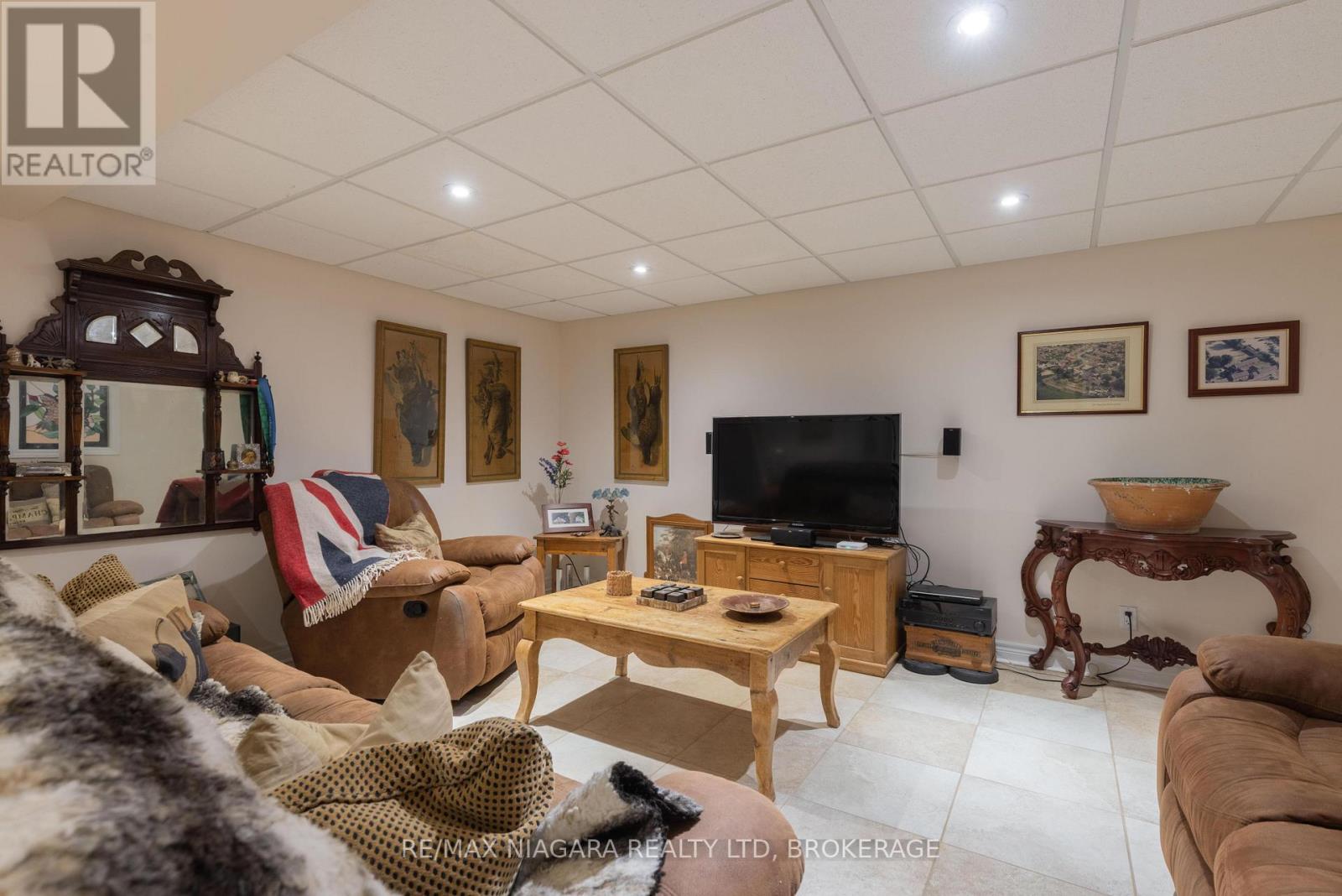 8056 Cathedral Drive, Niagara Falls, Ontario  L2H 2Z2 - Photo 30 - X13703606
